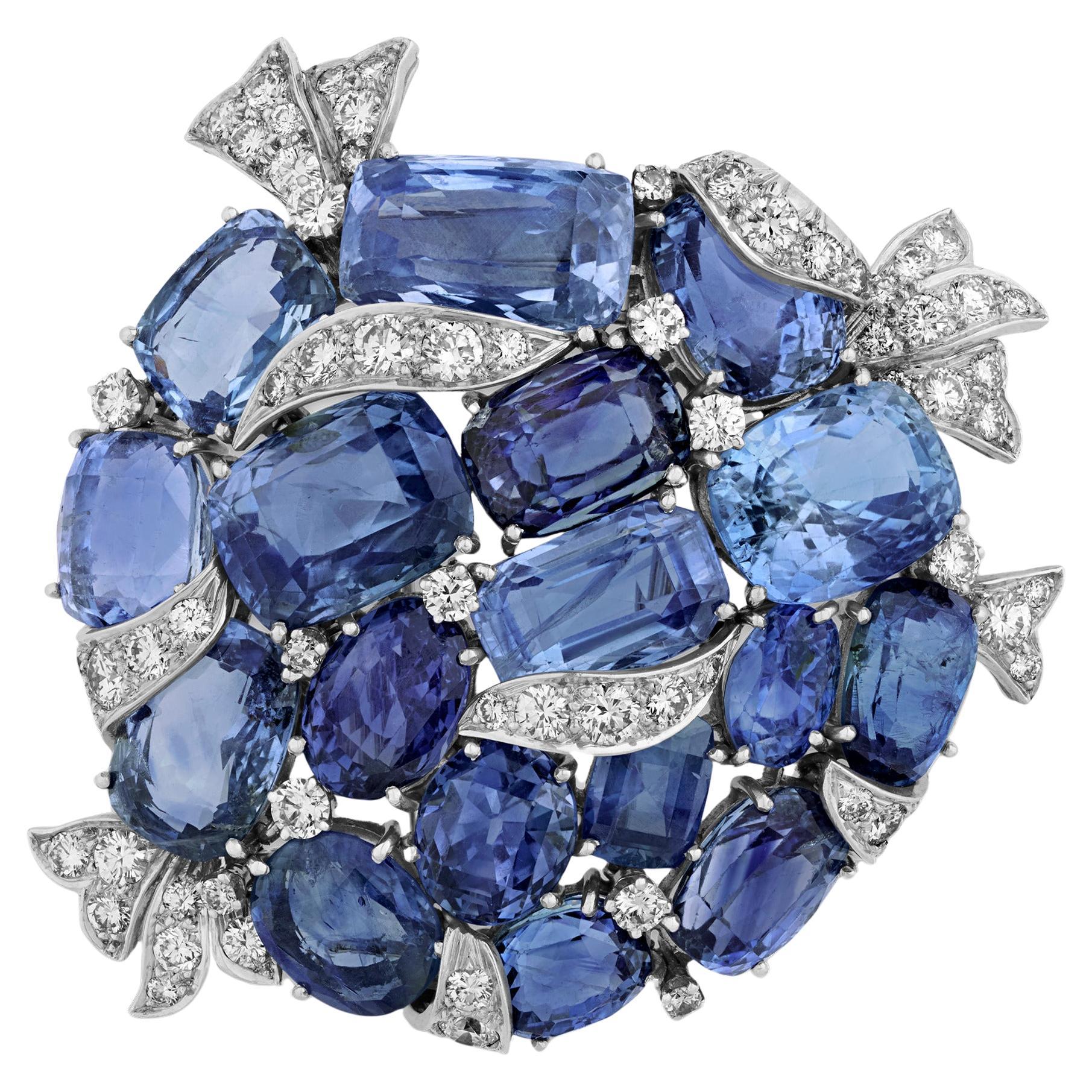 Verdura Ceylon Sapphire Brooch, 100.00 Carats
