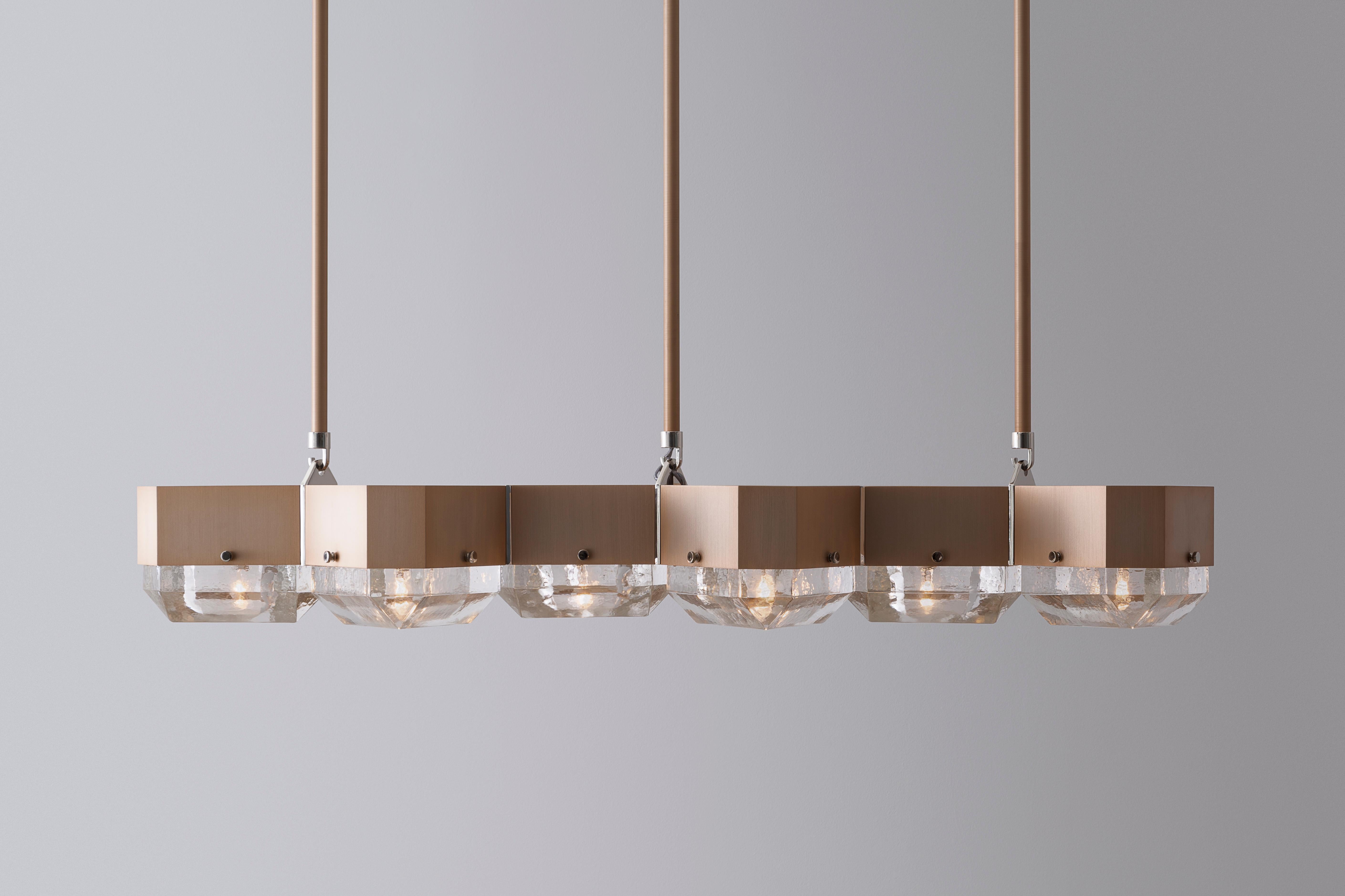 Moderno Vega Linear Six in vetro fuso di Matthew Fairbank in vendita