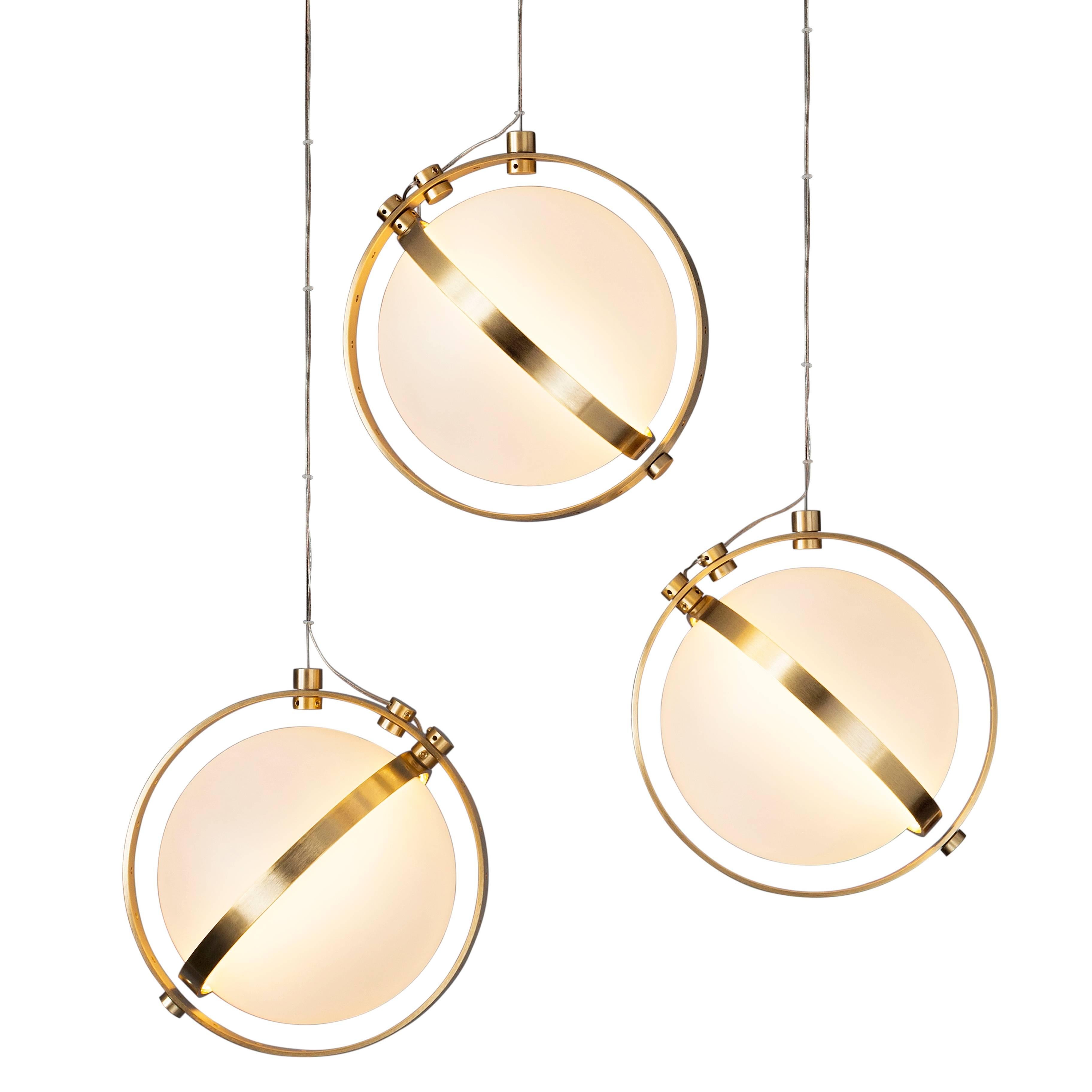Vega is the latest family in the evolution of the Flexus series by Baroncelli. 

Flexus is a lighting system that comprises a palette of abstracted lines, curves and circles. Echoing the language of Modernist modular thinking, it captures the desire