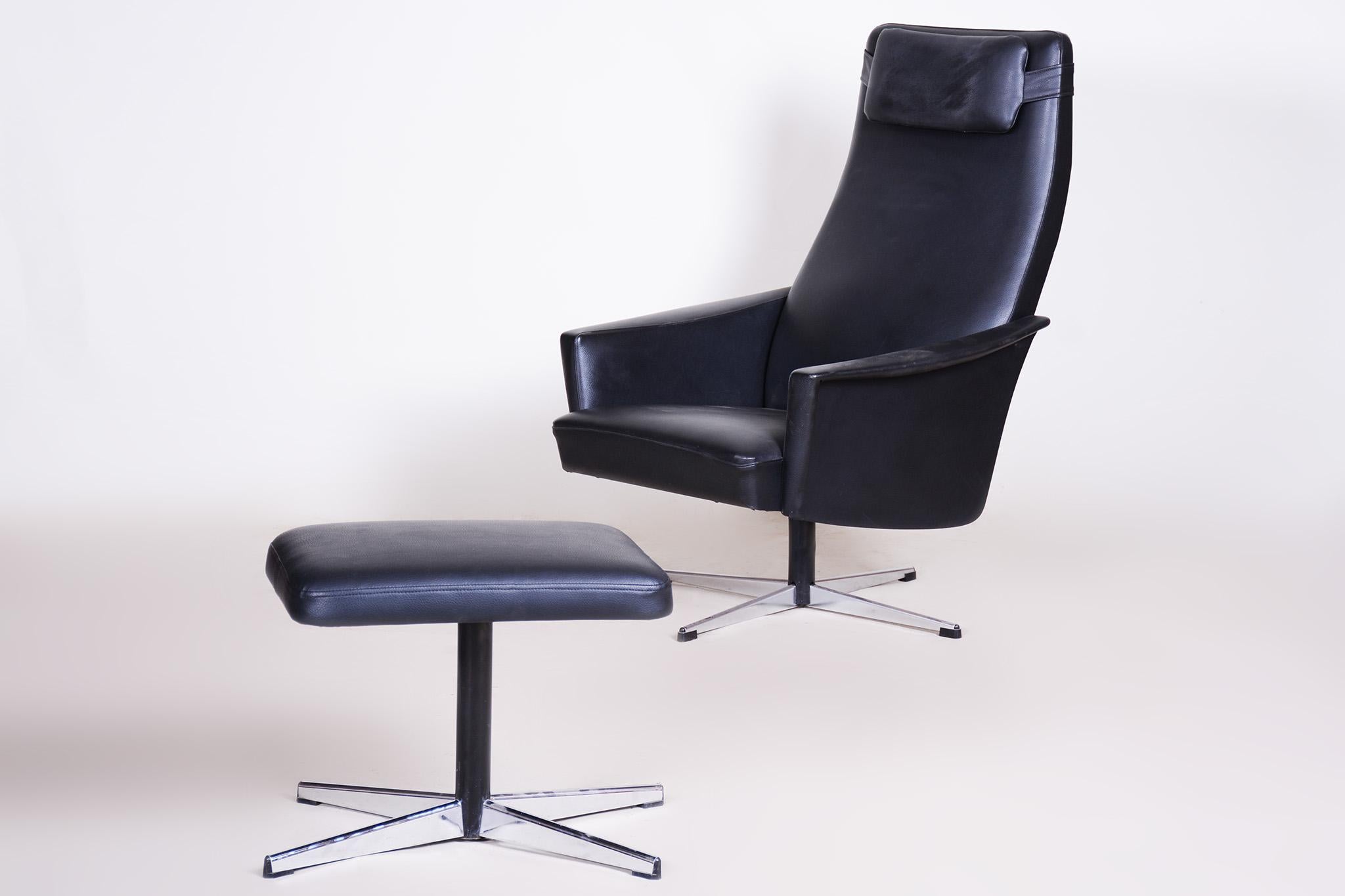 Vegan Leather Bauhaus Swivel Chair with Foot Stool, Made in 1960s Czechia For Sale 4