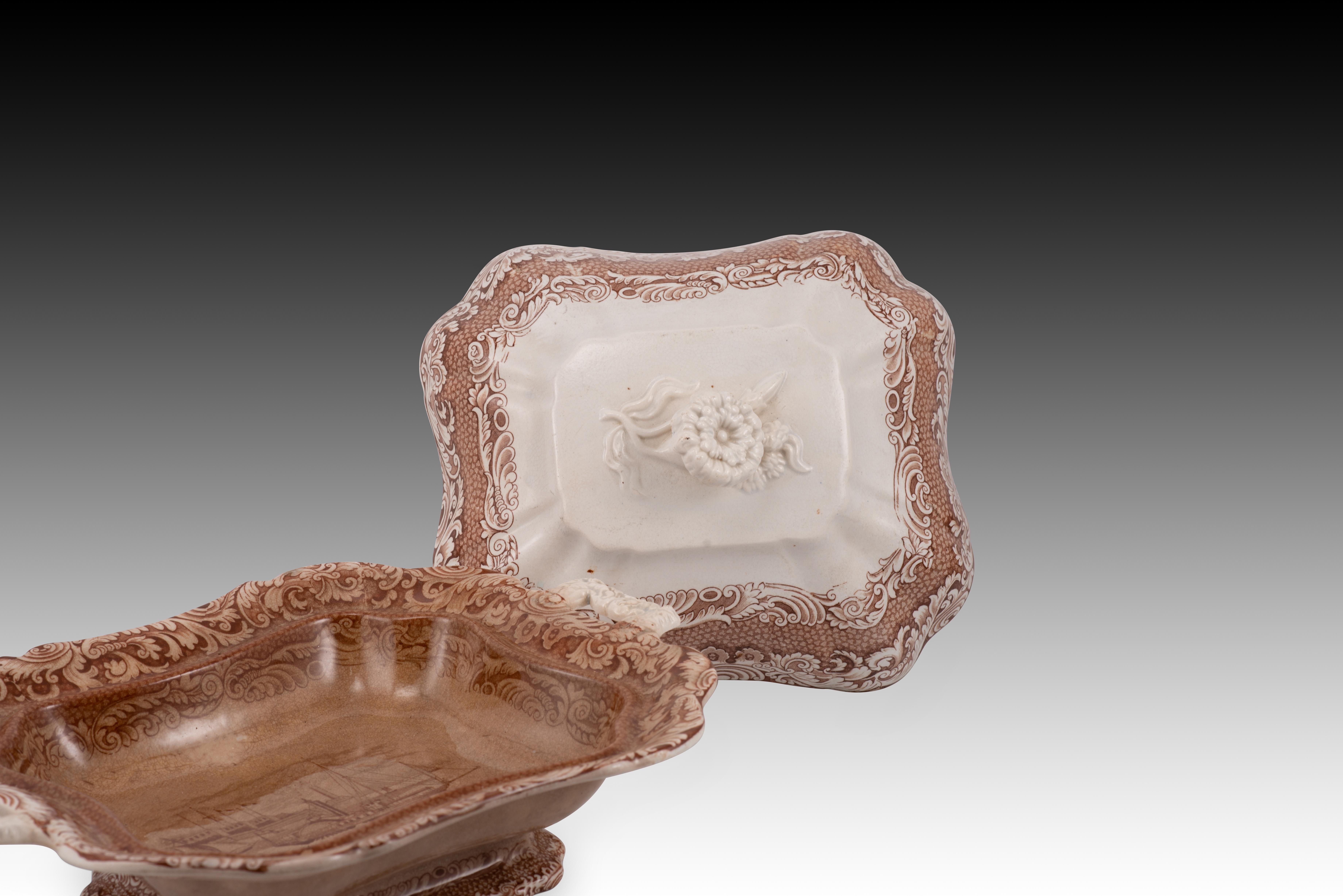 19th Century Vegetable bowl with lid, Morro Castle, Havana, Cuba. Sargadelos, 19th cent. For Sale