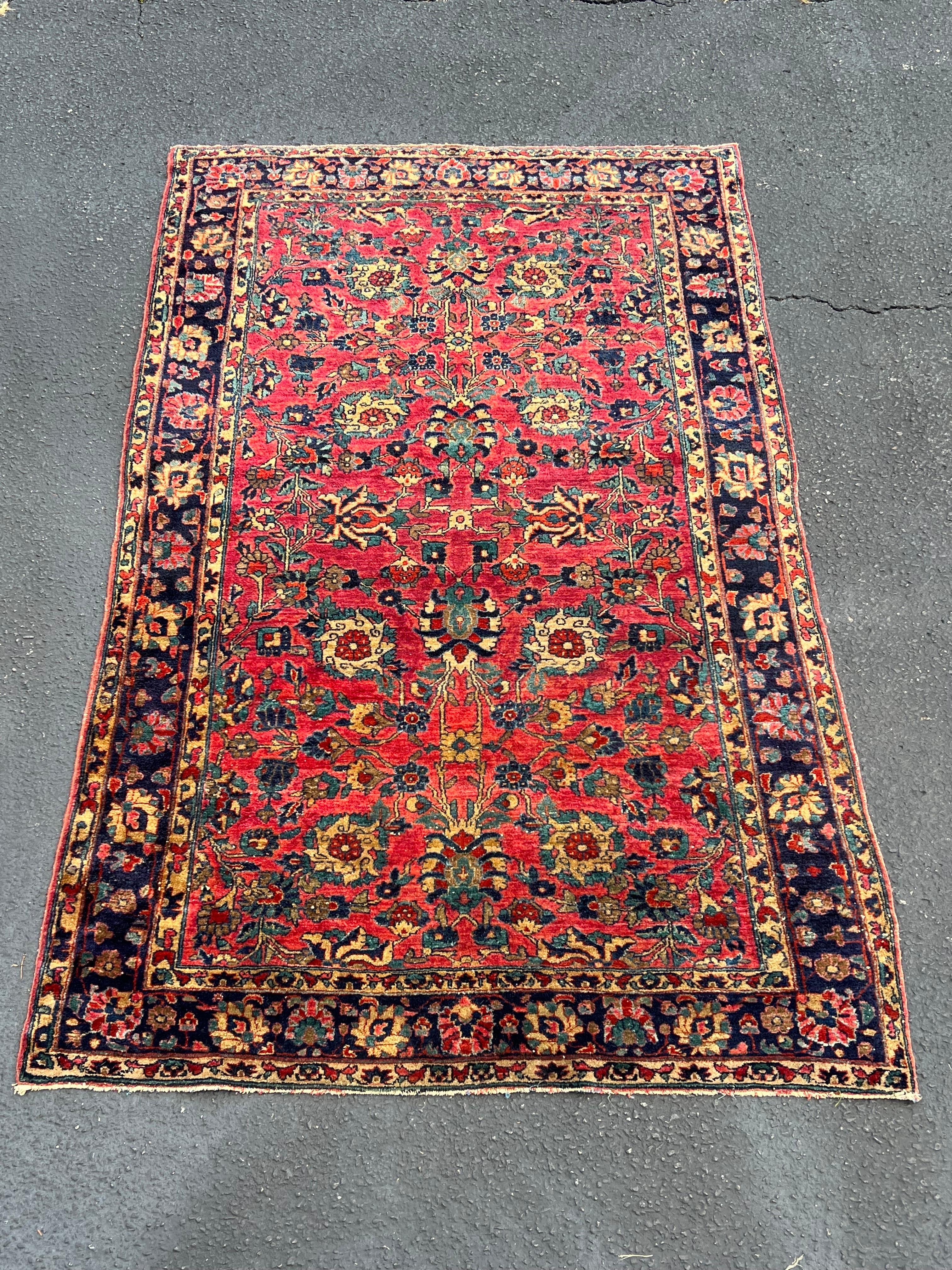 Vegetable Dyed Mid 20th Century Persian Rug 5' x 7' For Sale 1