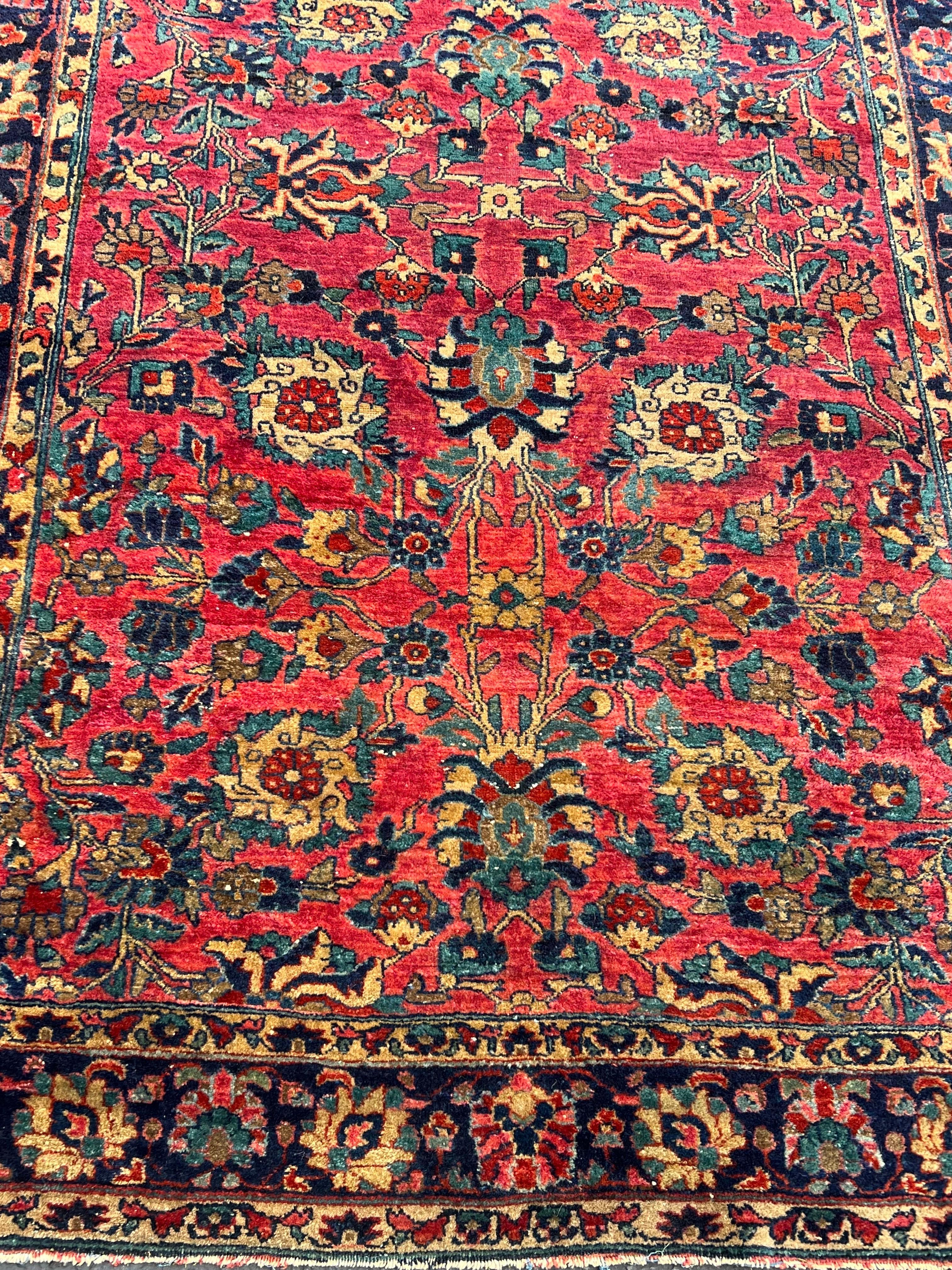 Vegetable Dyed Mid 20th Century Persian Rug 5' x 7' For Sale 2
