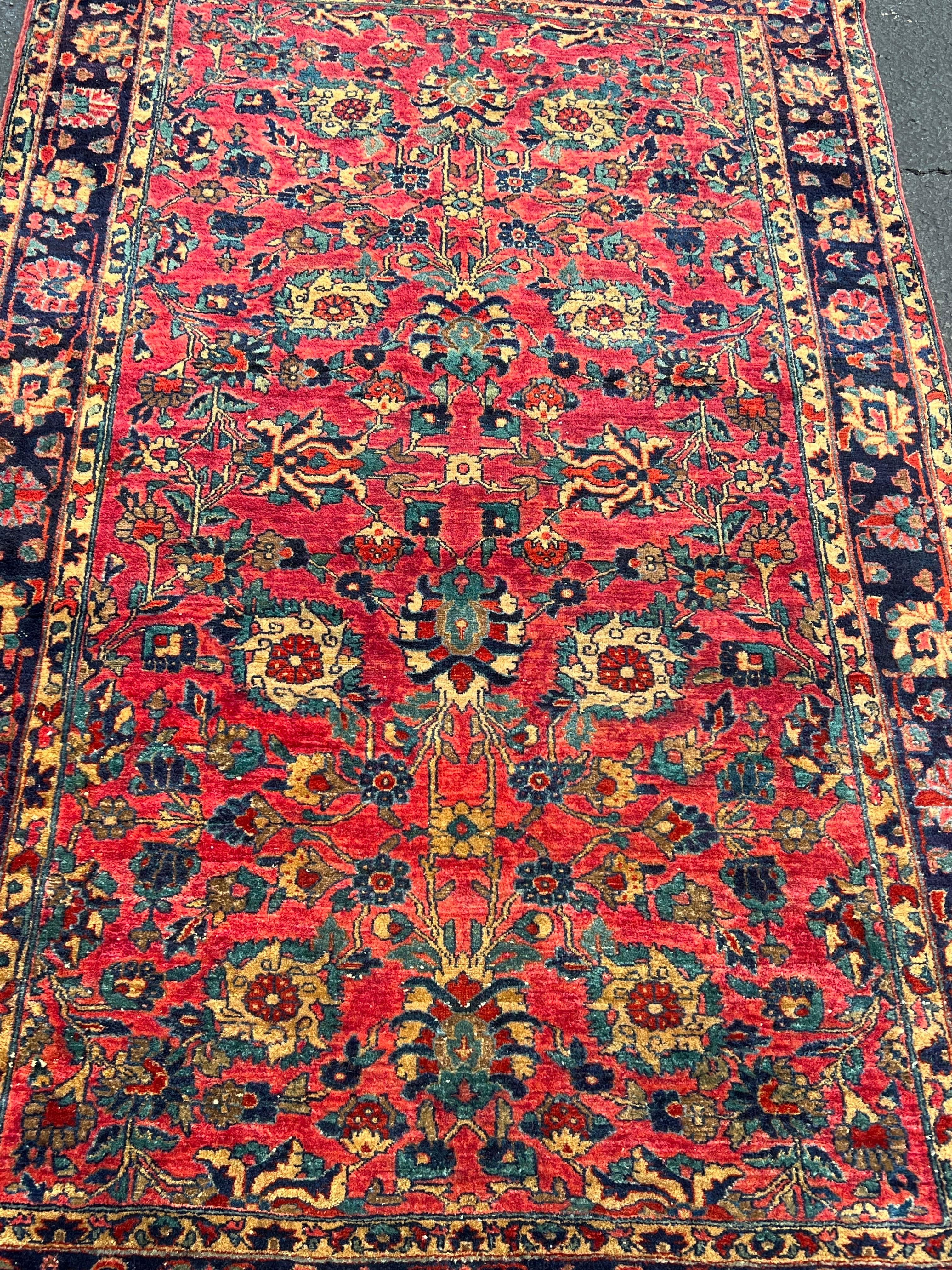 Vegetable Dyed Mid 20th Century Persian Rug 5' x 7' For Sale 3