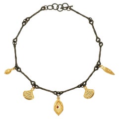 Veiled Charms Choker mit Rubin