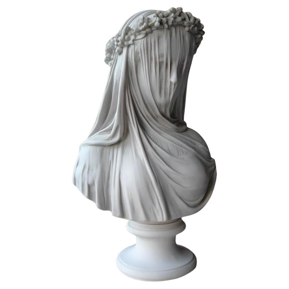 Europeo Busto di donna velata - Scultura in marmo del XX secolo in vendita