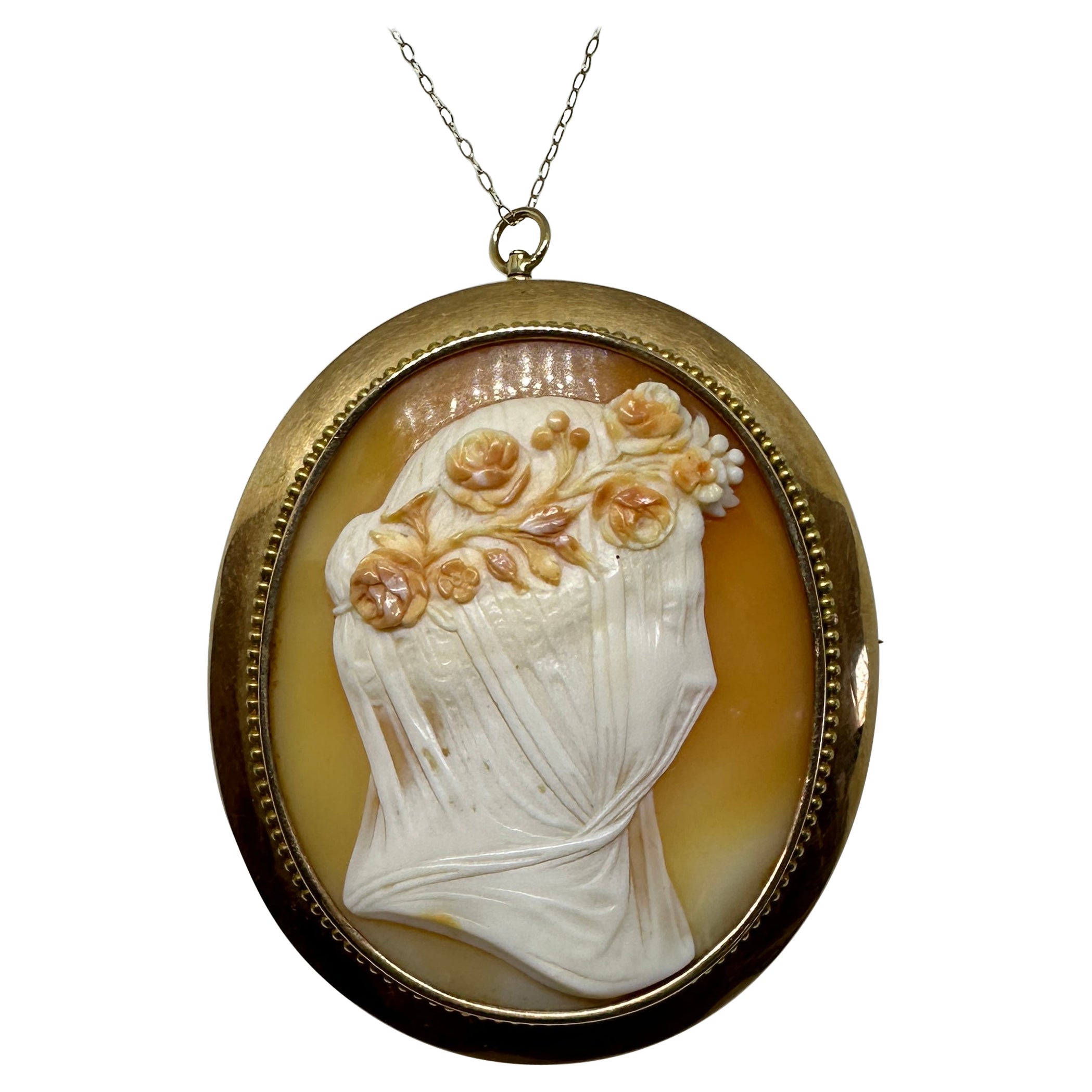 Donna velata Dea Cameo Ciondolo Spilla Collana Oro 14K Qualità Museale 2.5" in vendita