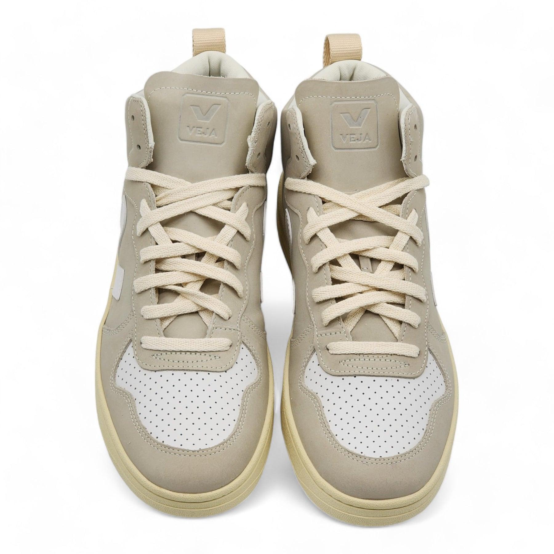 V-15 leather and suede leather hi-top sneakers by Veja with side contrasting rubber V monogram and contrasting details. Logo embossed on the tongue and printed on the heel tab, interior in eco-sustainable fabric with removable insole, natural rubber