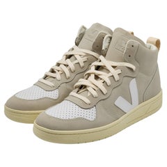 Veja V-15 - Sneakers in pelle con V.I.I. laterale in gomma a contrasto