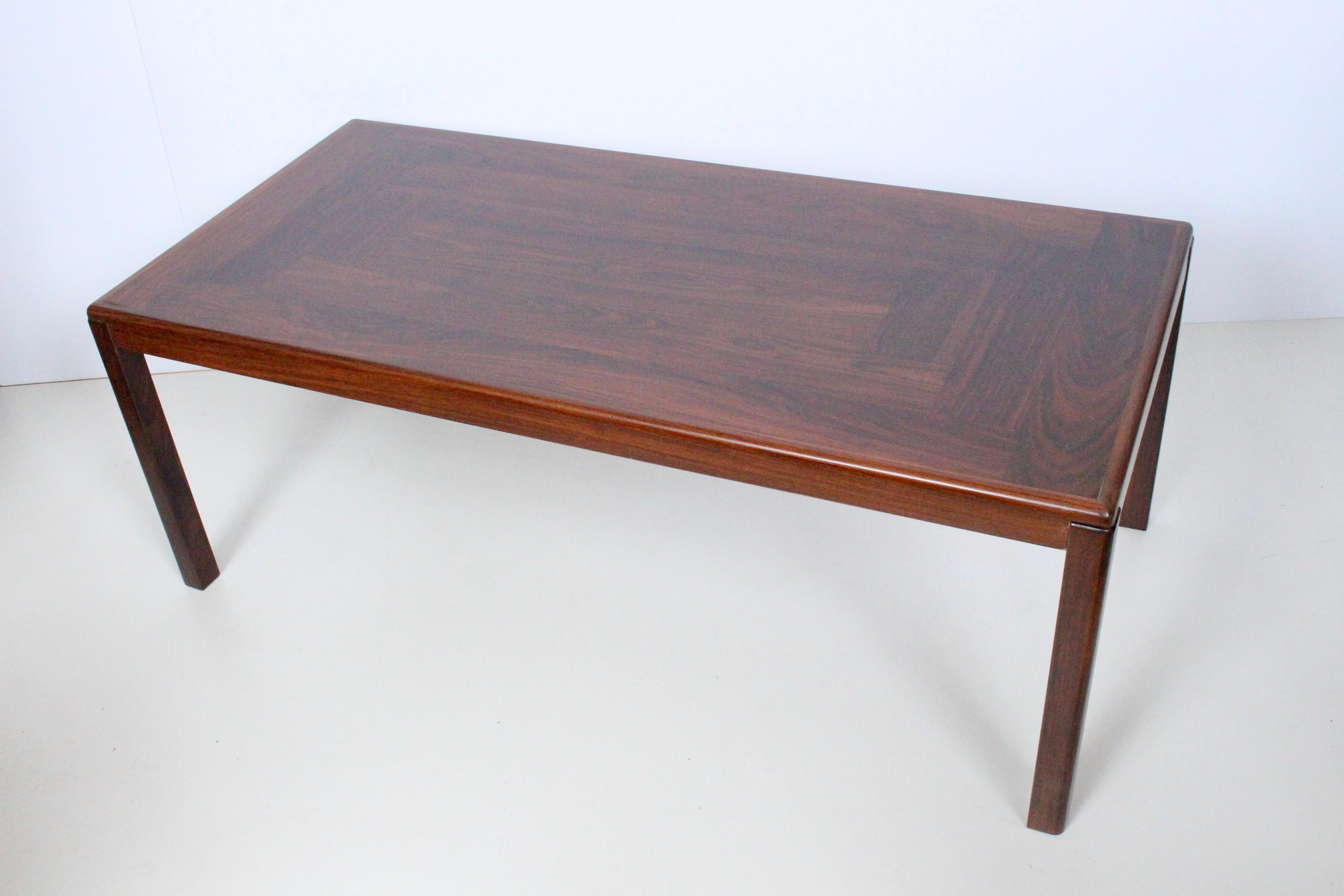 Scandinavian Modern Vejle Stole Og Mobelfabrik Rosewood Coffee Table, 1960's For Sale