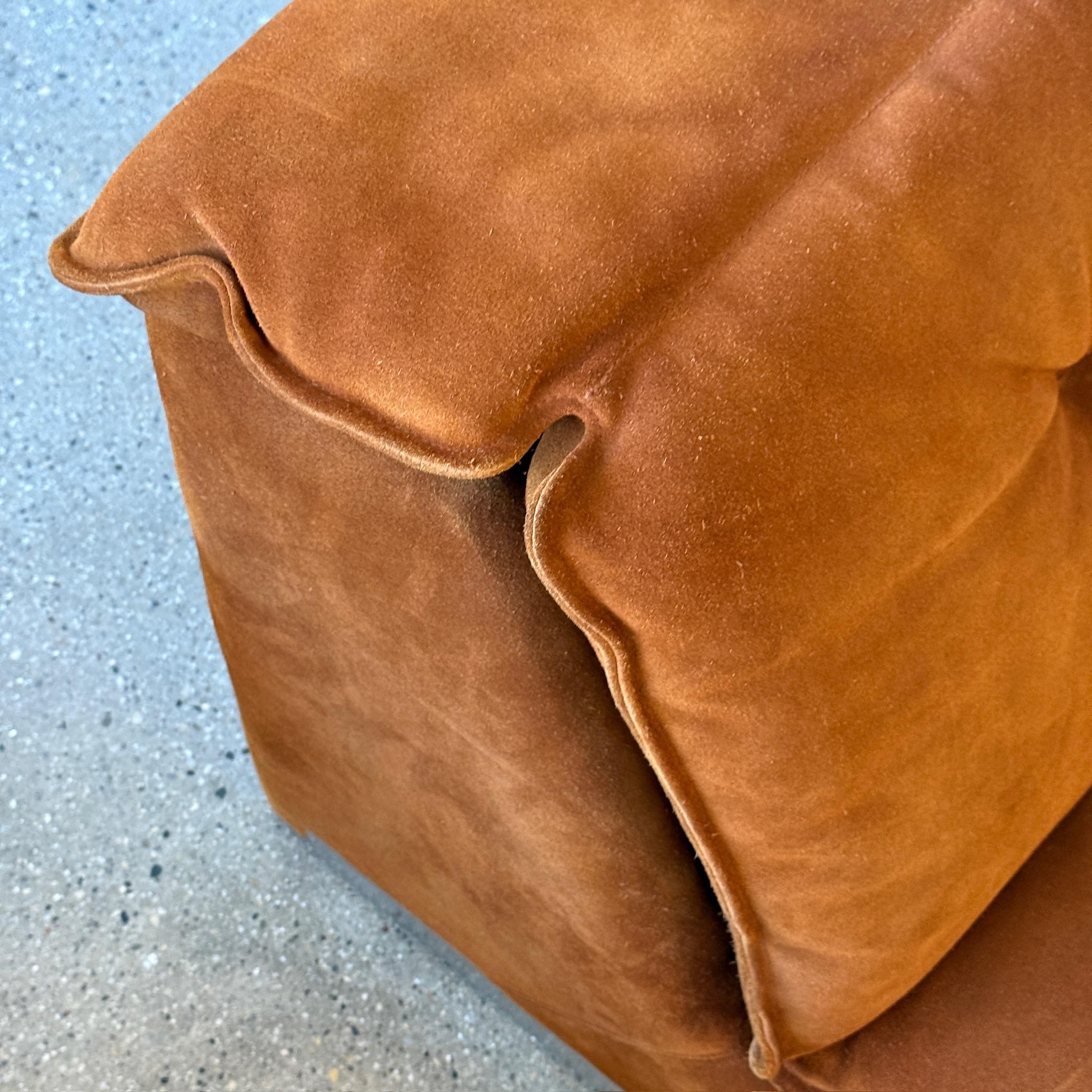 Modulare Loungesessel von Giovanni Offredi für Saporiti, Vela Bassa (Wildleder) im Angebot