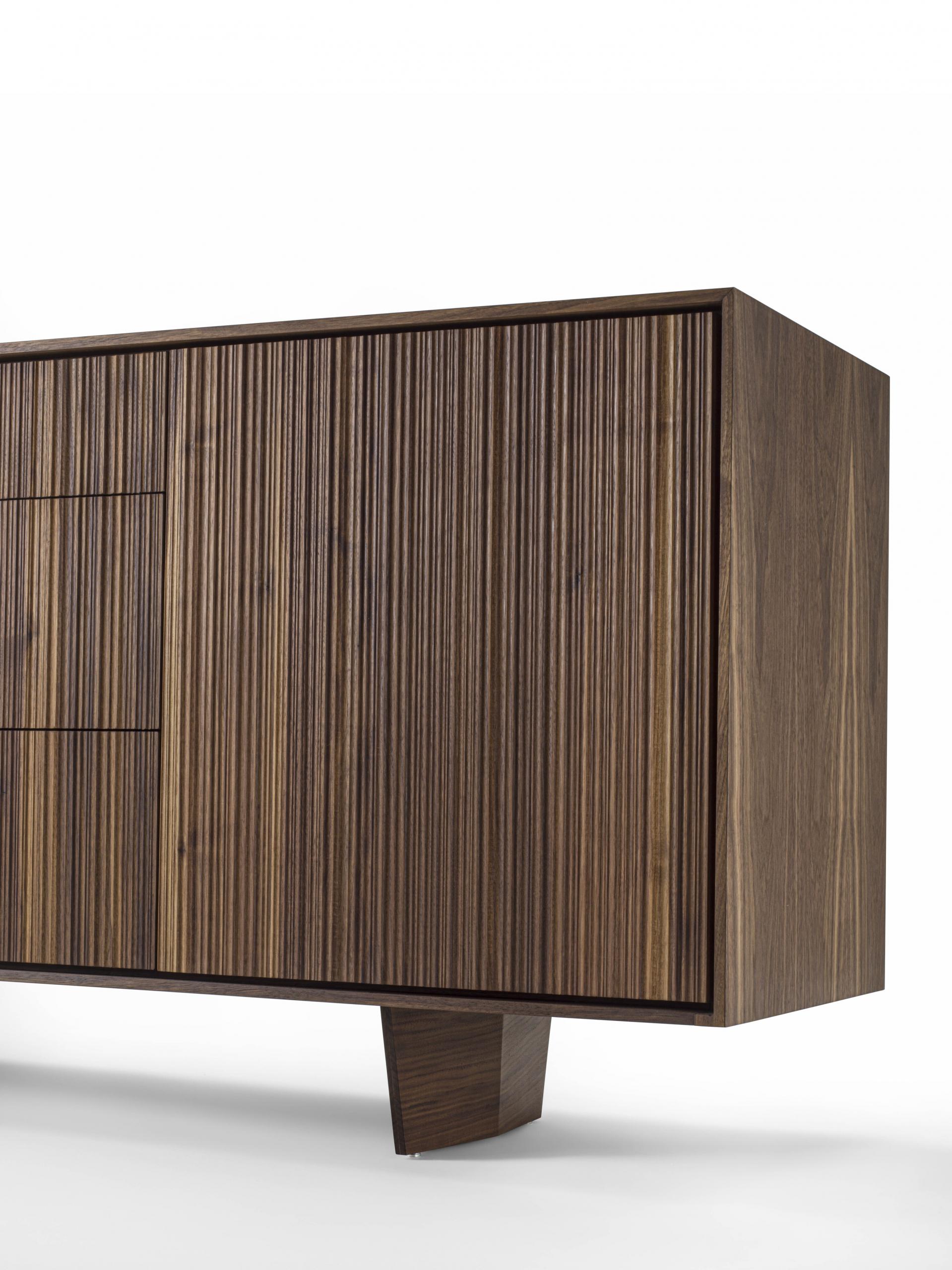 Vela Solid Wood Sideboard, Made in Italy For Sale 1
