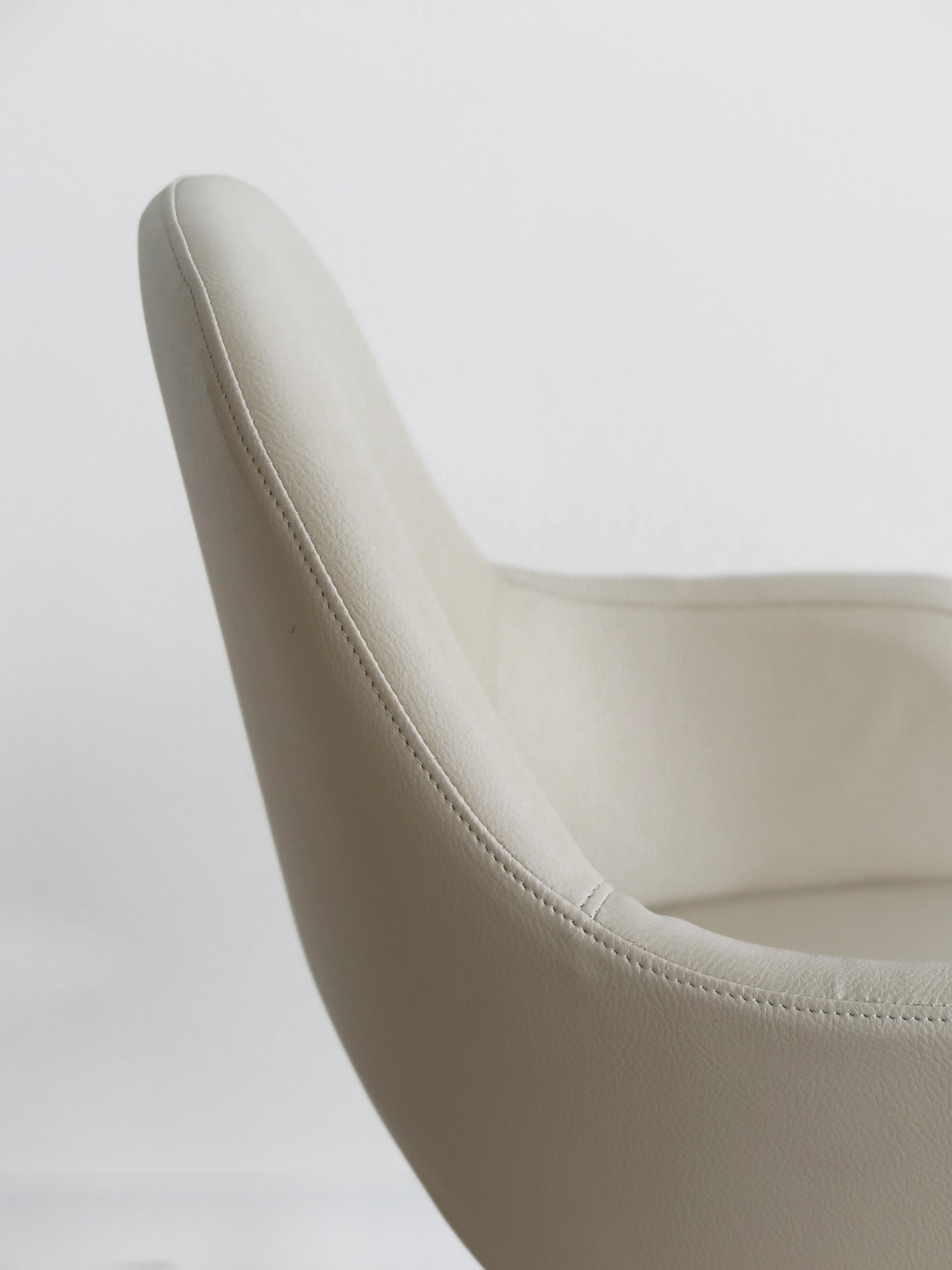 Velca Italian Midcentrury Swivel Office Chair Armchair 1960s For Sale 4