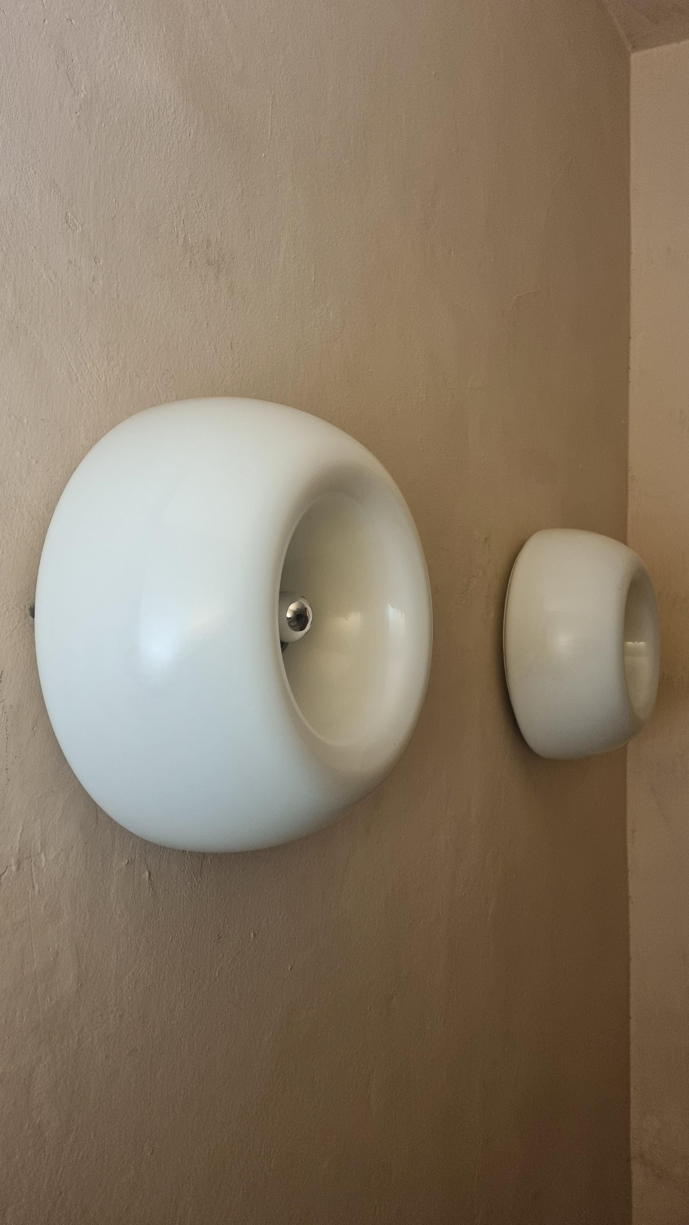 Velella wall sconces designed by Castiglioni brothers for Flos 1967 For Sale 4