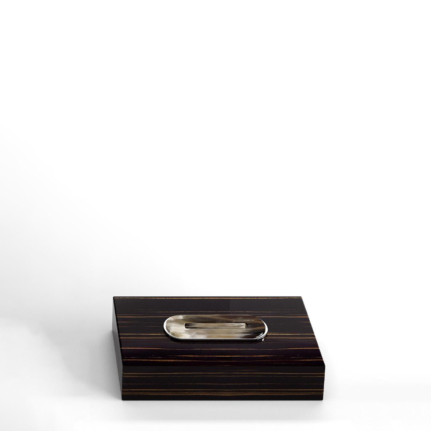 Veletta Tissue Box Holder in Black Lacquered Wood and Corno Italiano, Mod. 2430 In New Condition For Sale In Recanati, Macerata