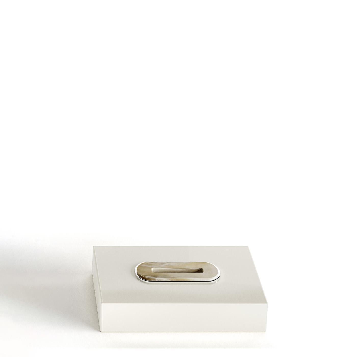 Veletta Tissue Box Holder in Glossy Ebony and Corno Italiano, Mod. 2428 In New Condition For Sale In Recanati, Macerata