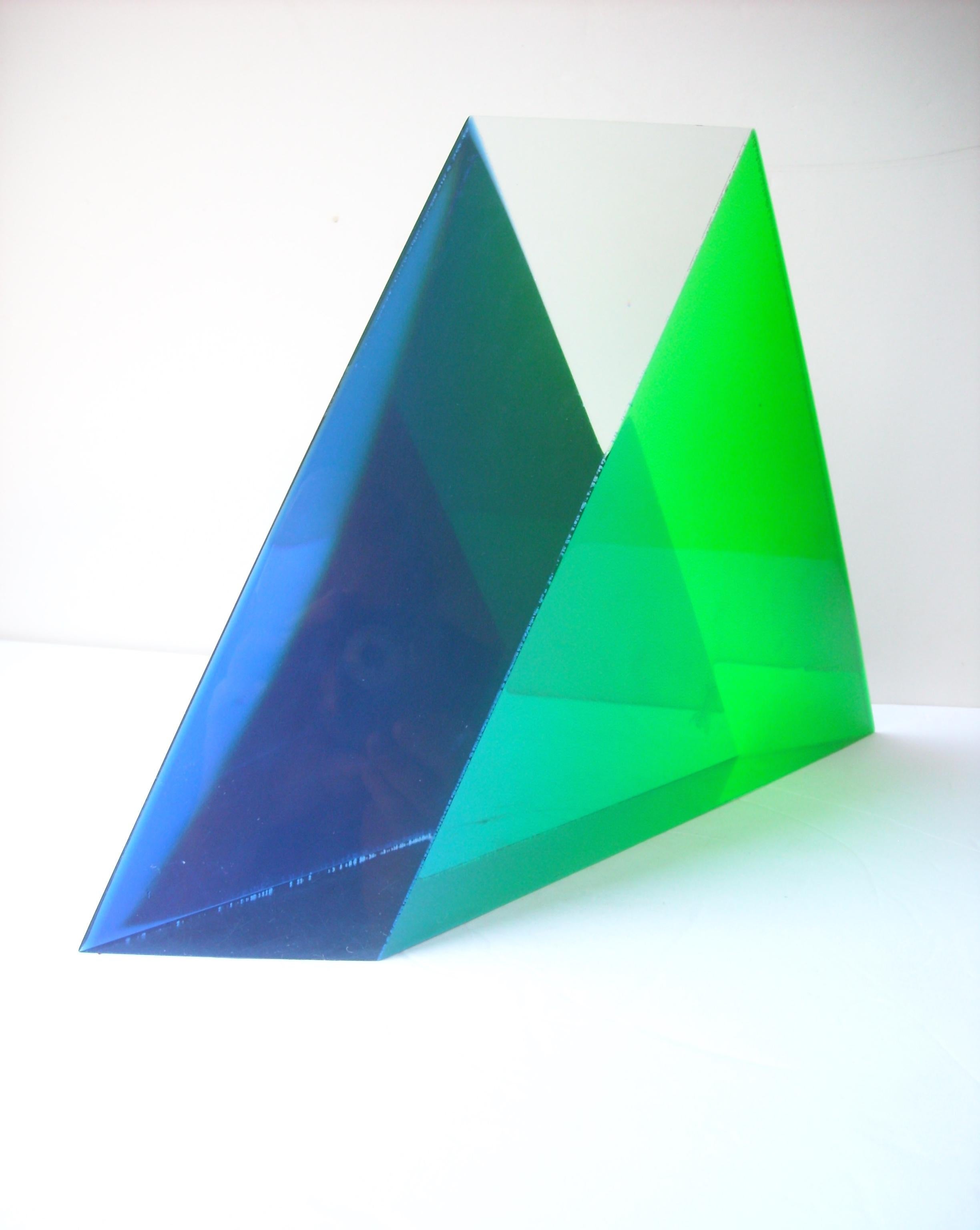 Hand-Crafted Velizar Mihich, Vasa Acrylic Decorative Triangle, Sculpture, Signed, Date
