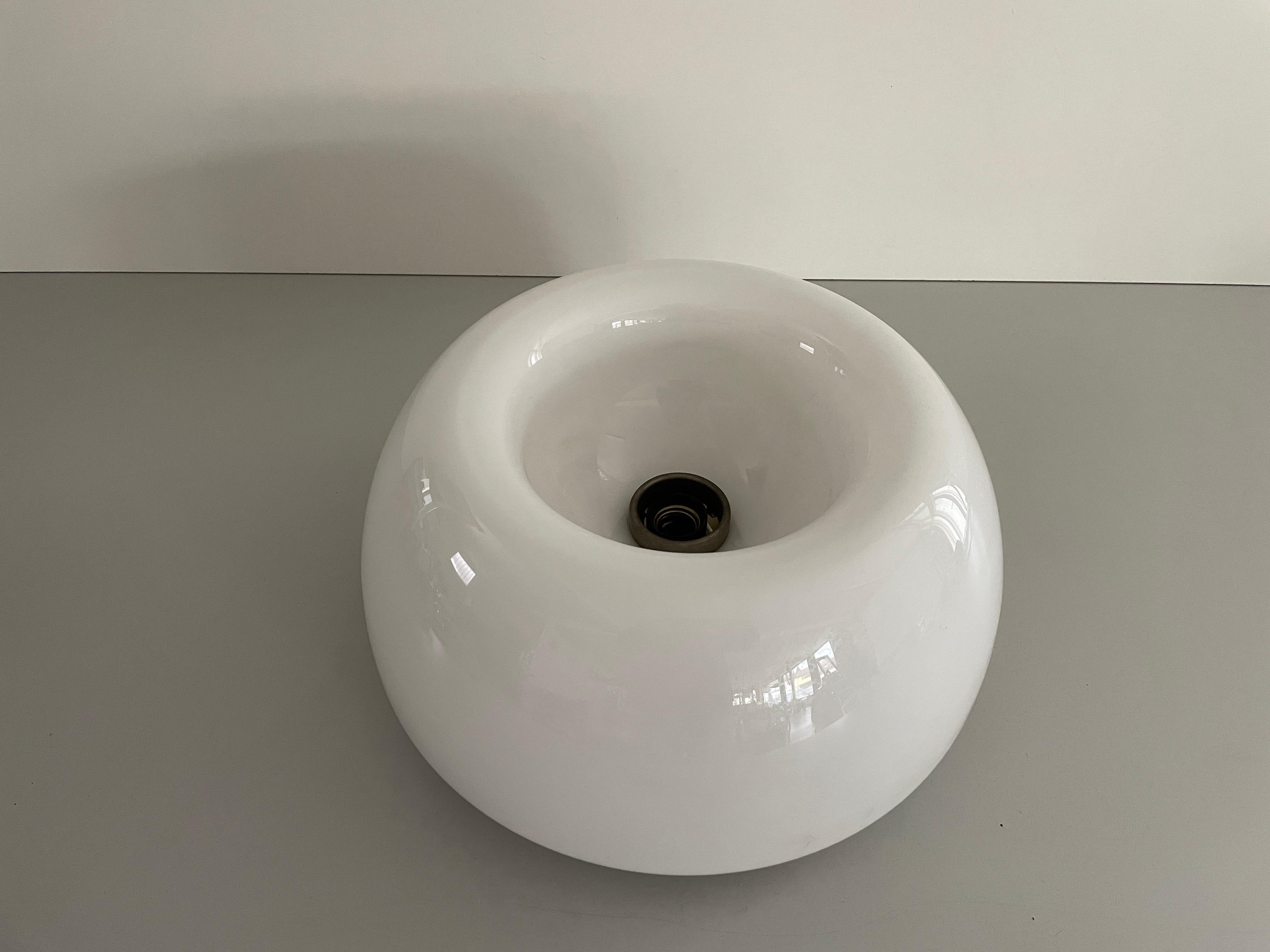 Montatura ad incasso opalina 'Vellela' di Achille Castiglioni per Flos, anni '60, Germania

Design minimalista
Qualità molto elevata.
Completamente funzionante.

Le lampade sono in ottime condizioni vintage.
Usura coerente con l'età e l'uso

Questa