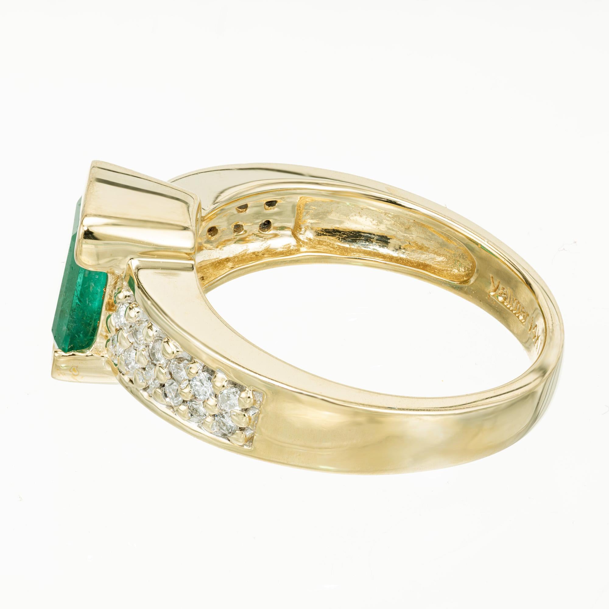 Vellmar Verlobungsring aus Gelbgold mit GIA-zertifiziertem 1,63 Karat Smaragd und Diamant Damen im Angebot