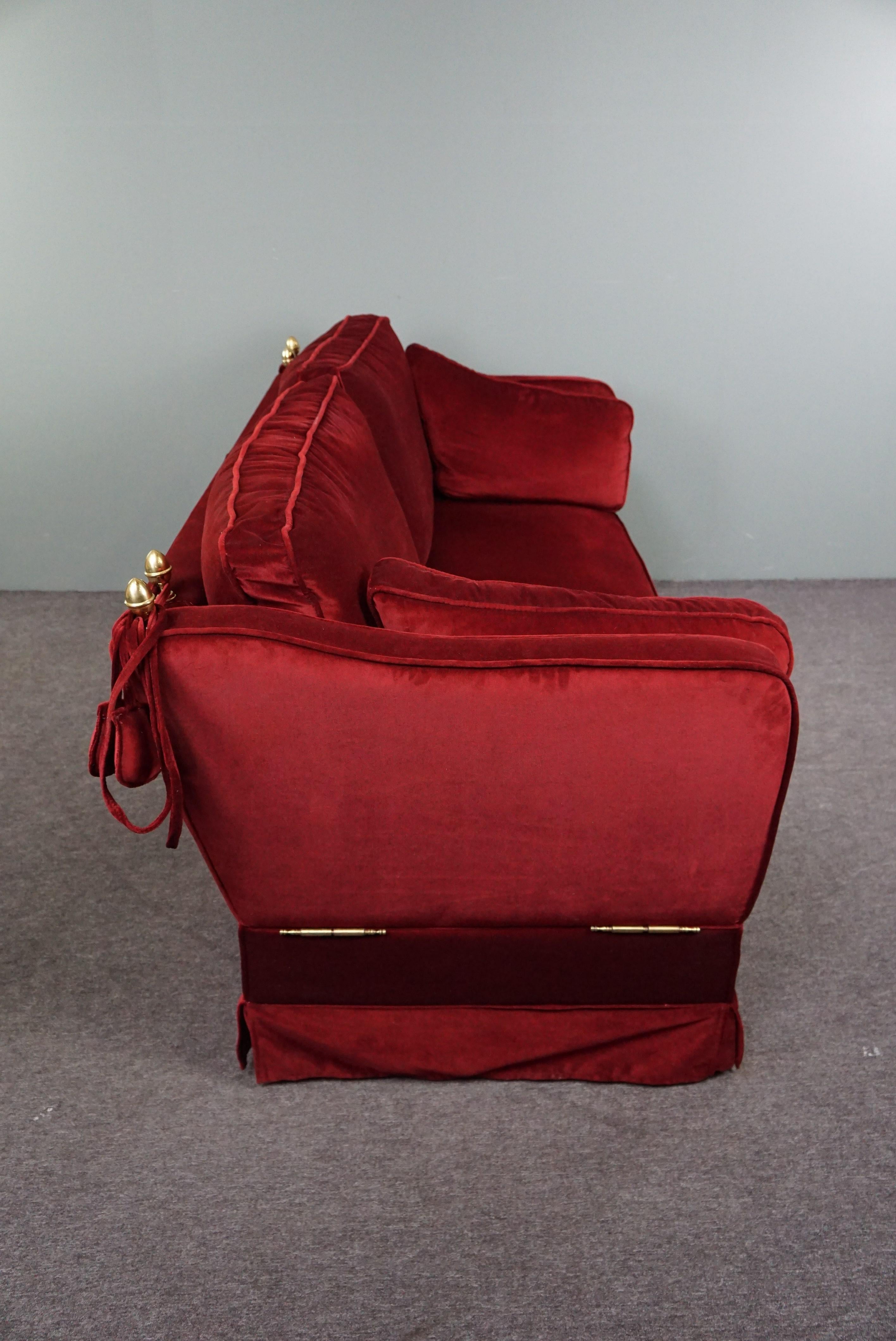 European Velor 2.5 seater castle sofa with adjustable armrests For Sale