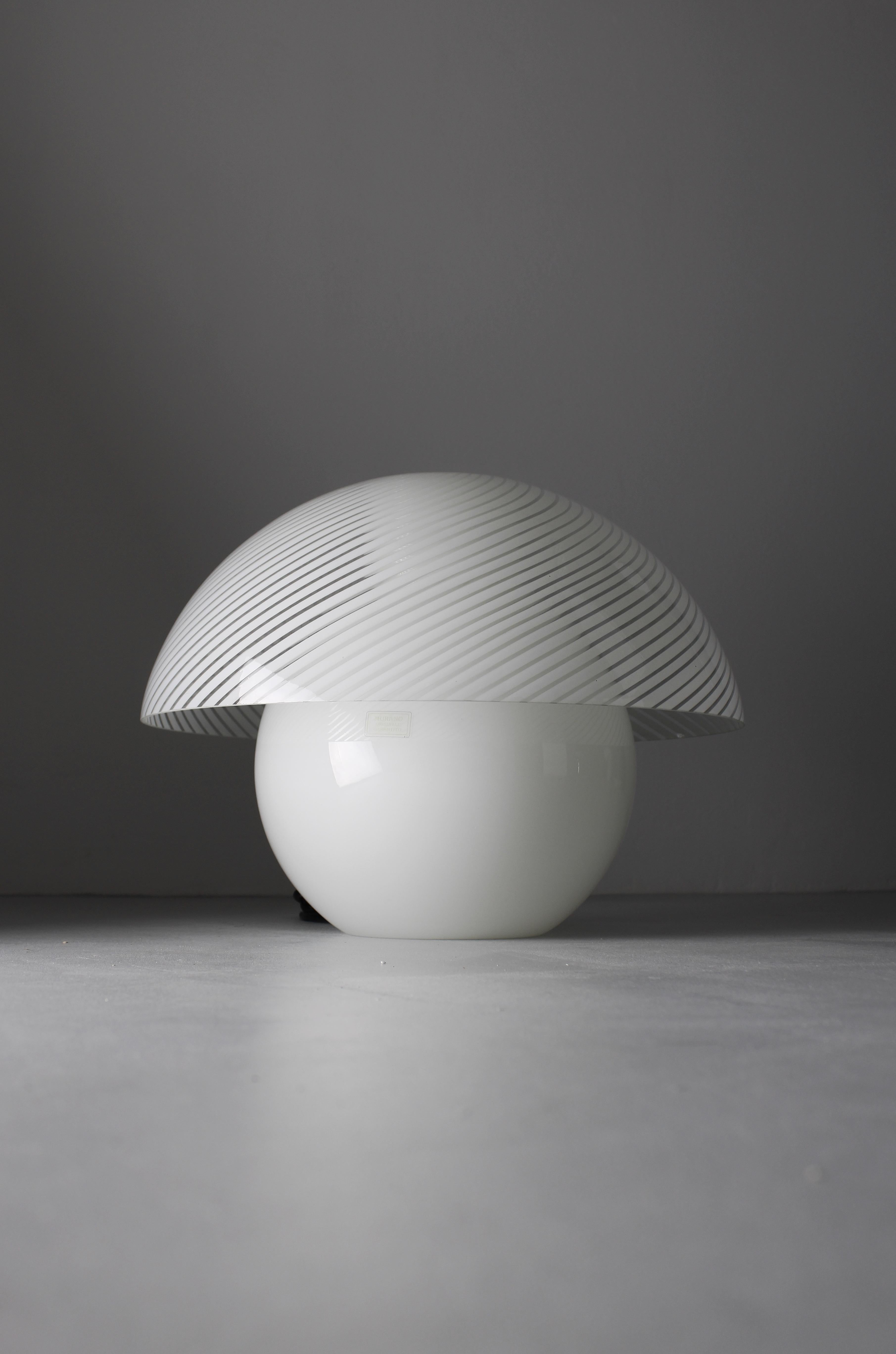 Late 20th Century VeloUno table lamp by Gabriella Montaguti for Tronconi, C. 1977