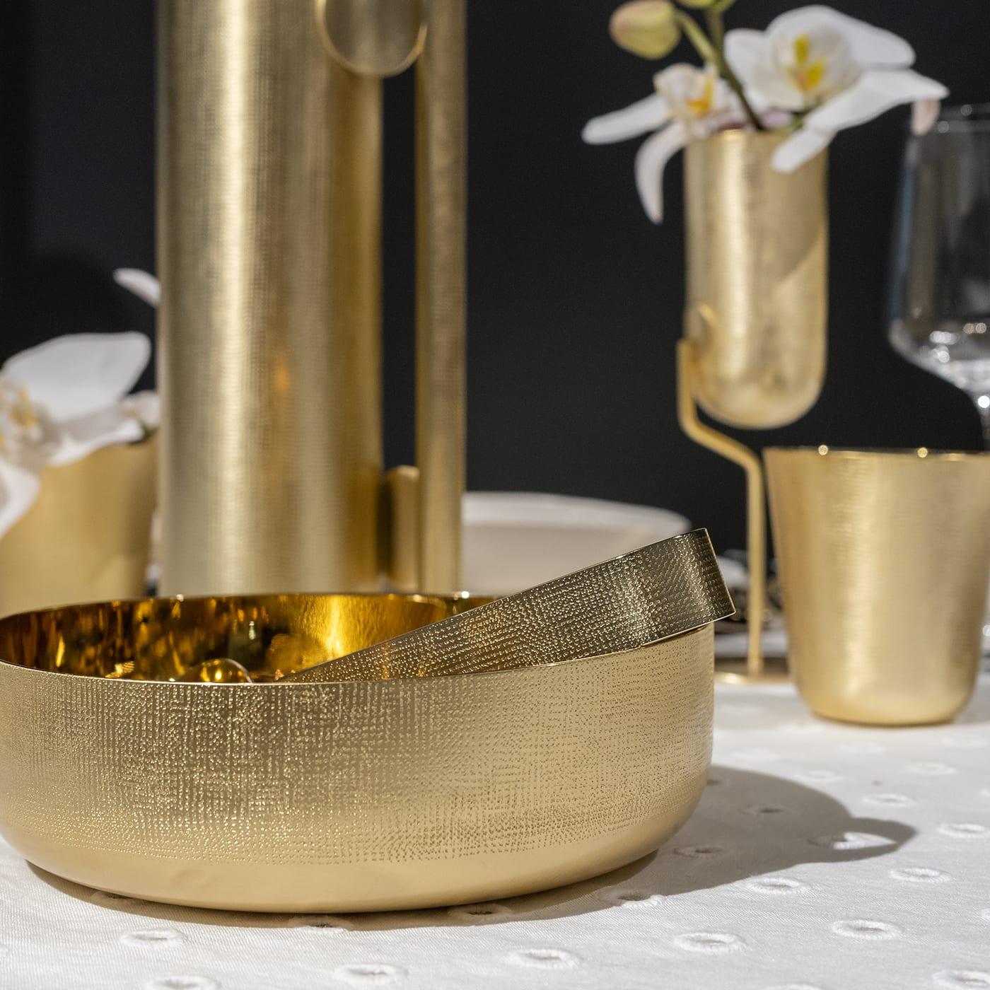 italien Corbeille à pain en laiton doré Velvet 1 lumière en vente