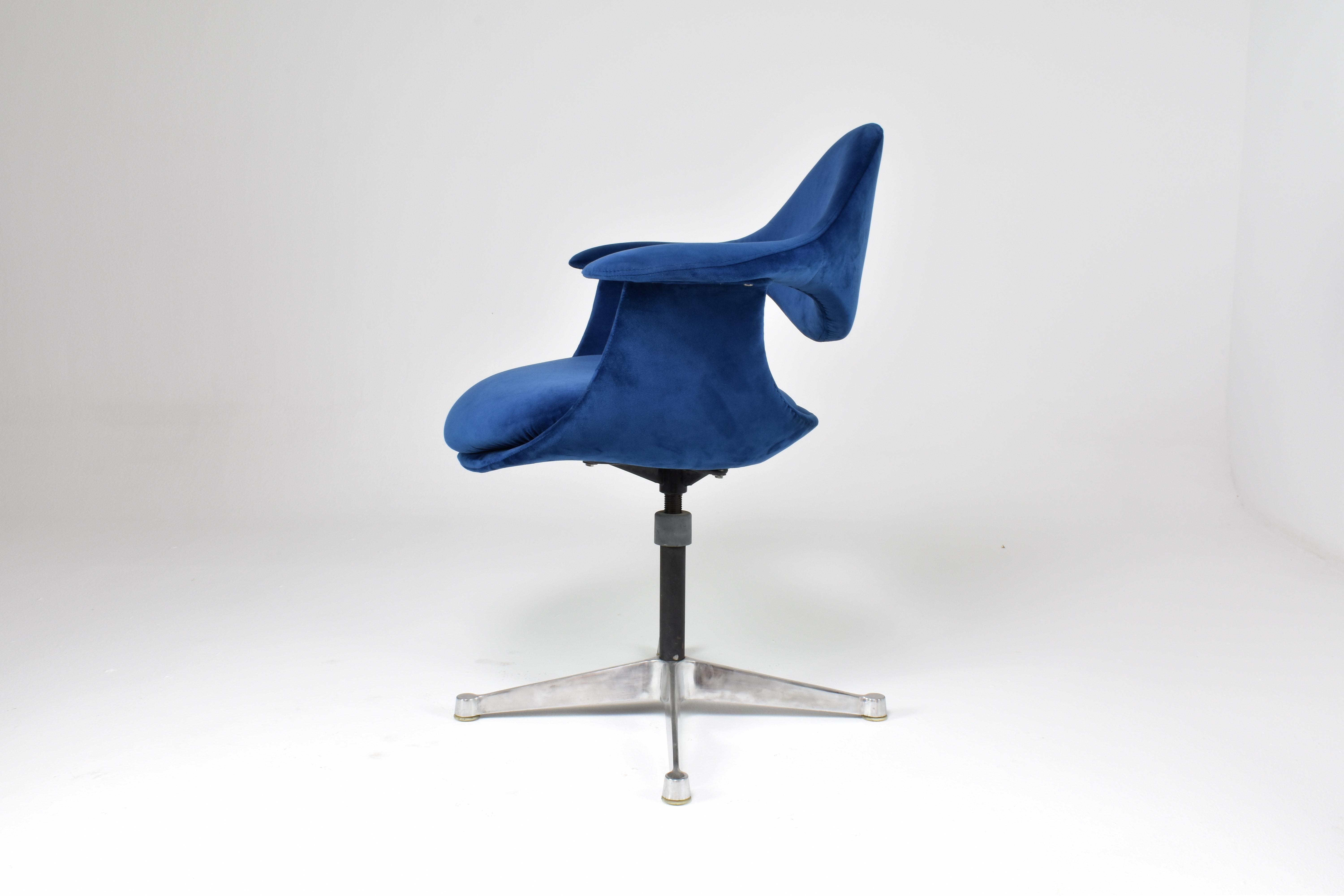 Velvet and Aluminum Armchair By George Nelson, USA, 1964s 1