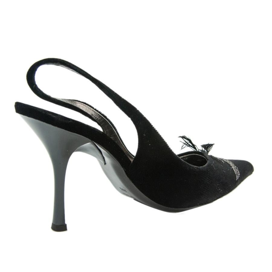 Black color Heel height 10 cm (3.9 in inches)
