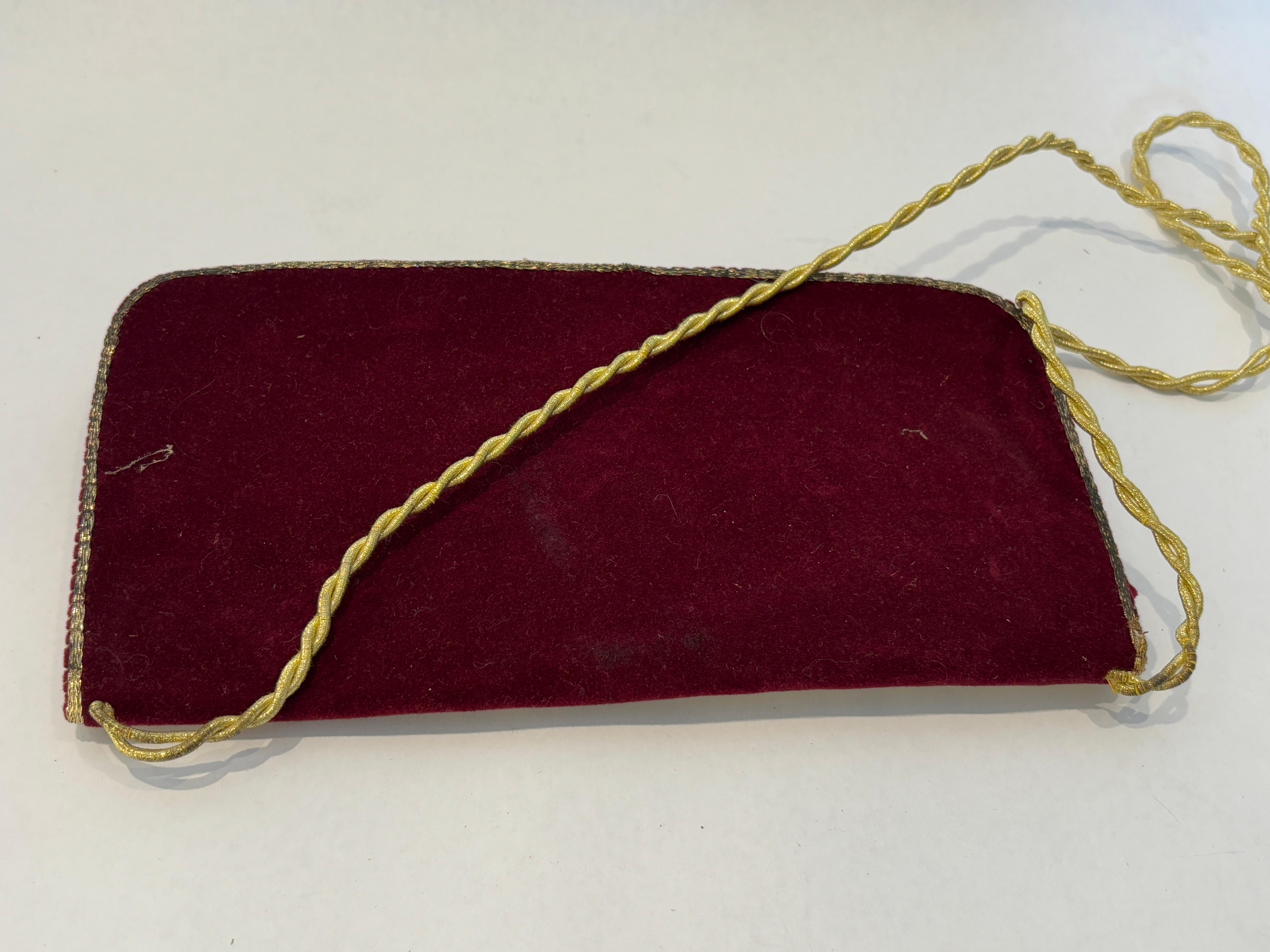 Red Velvet Embroidered 1960s Clutch Fez Morocco For Sale 8