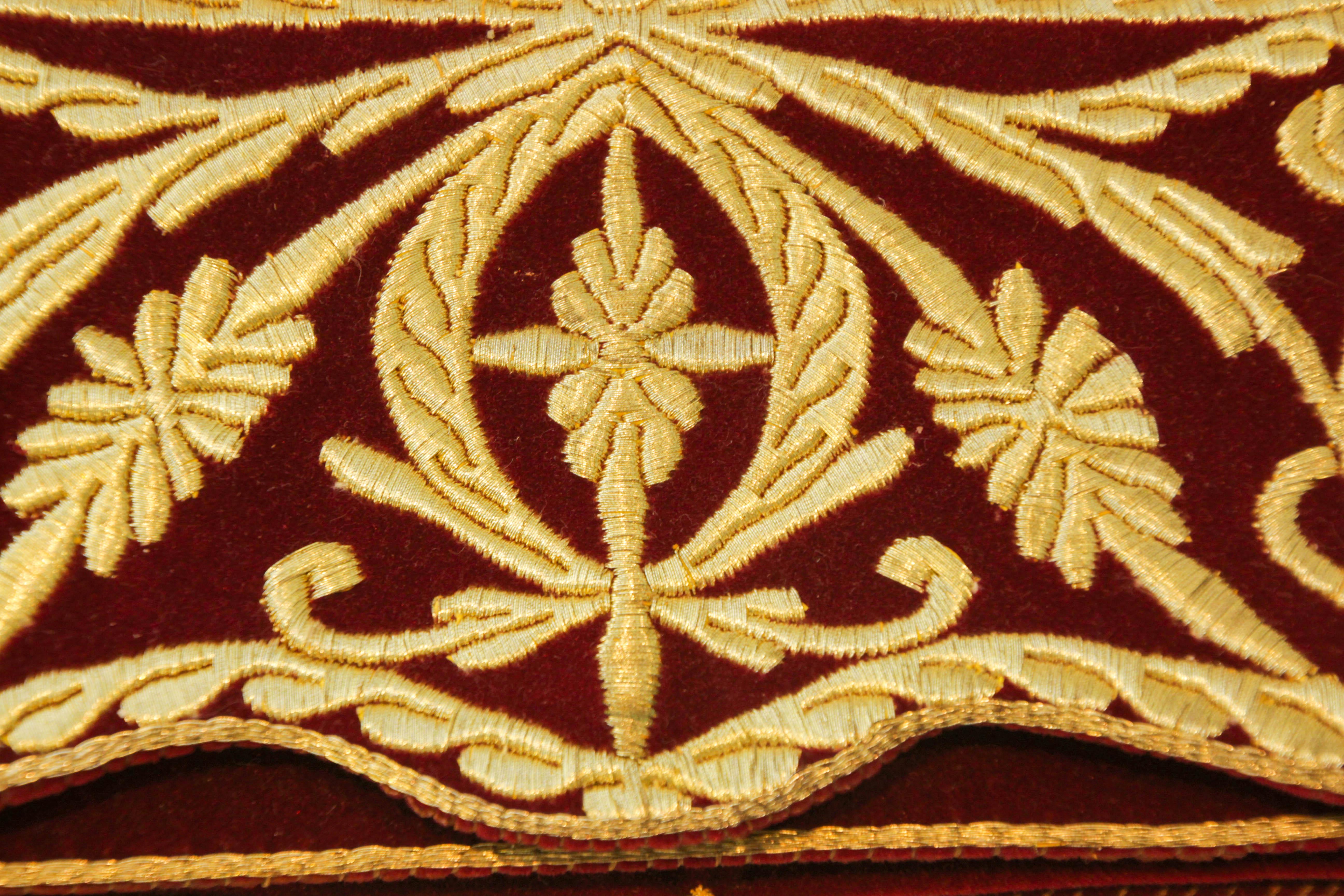 Brown Red Velvet Embroidered 1960s Clutch Fez Morocco For Sale