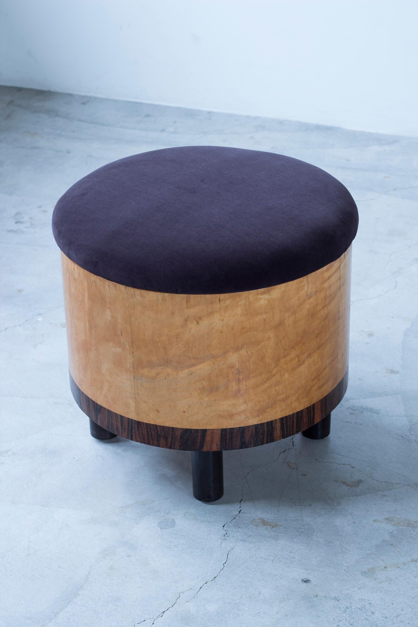 Velvet and Zebrano Art Deco Ottoman in the style of Otto Schulz, Sweden 1920-30s Sueco en venta
