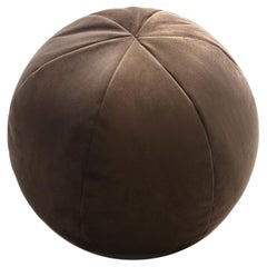 Cuscino Ball in velluto marrone