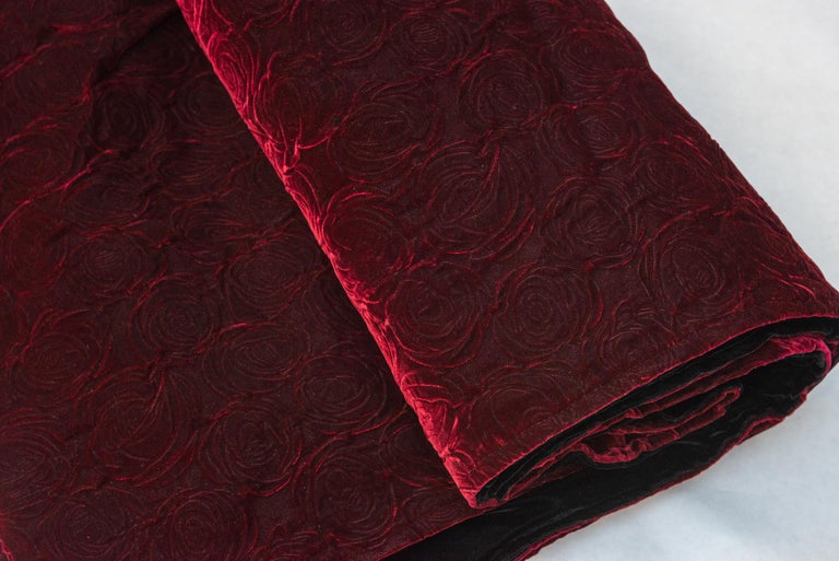 Velvet Swell Blanket with Purple Roses For Sale at 1stDibs purple
