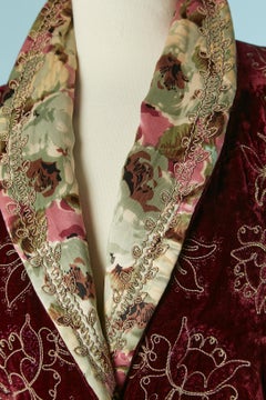 Velvet burgundy Robe with thread embroideries and flower lining Circa 1940's