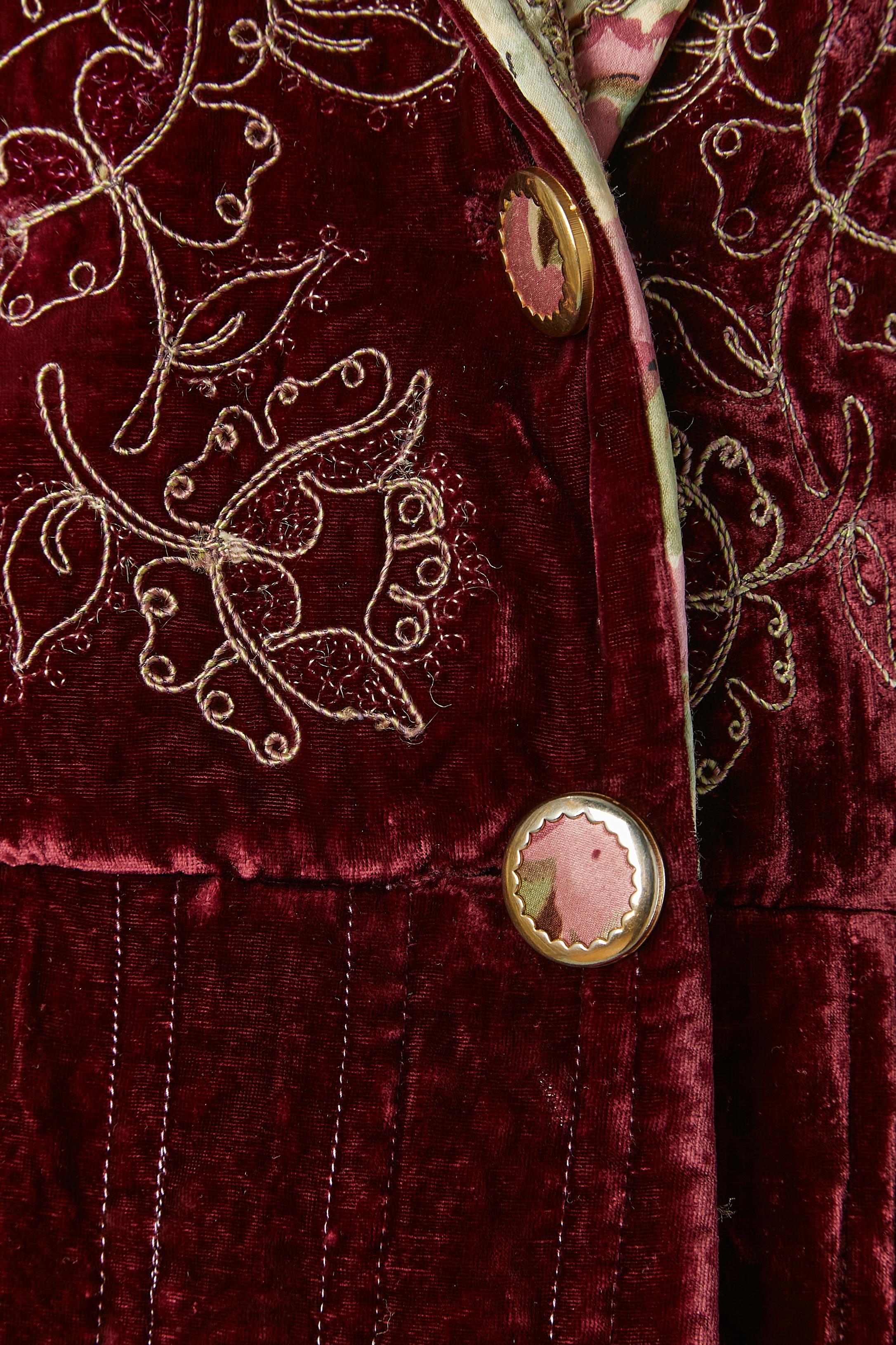 Black Velvet burgundy Robe with thread embroideries and flower lining Circa 1940's For Sale