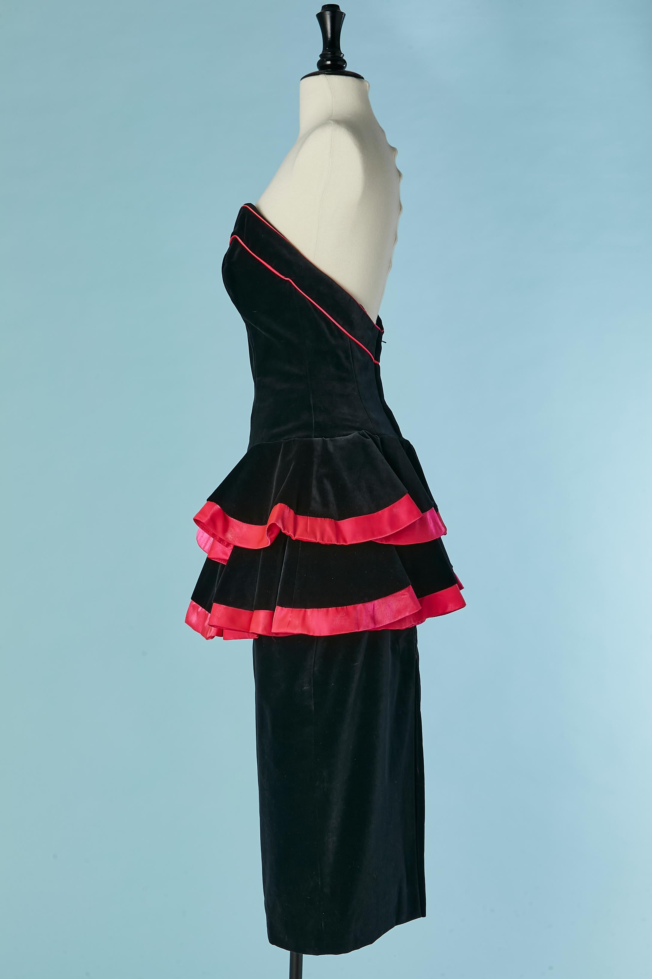 De las mujeres Vestido de noche bustier de terciopelo con ribetes y volantes BARBOGLIO Cristina Jan en venta