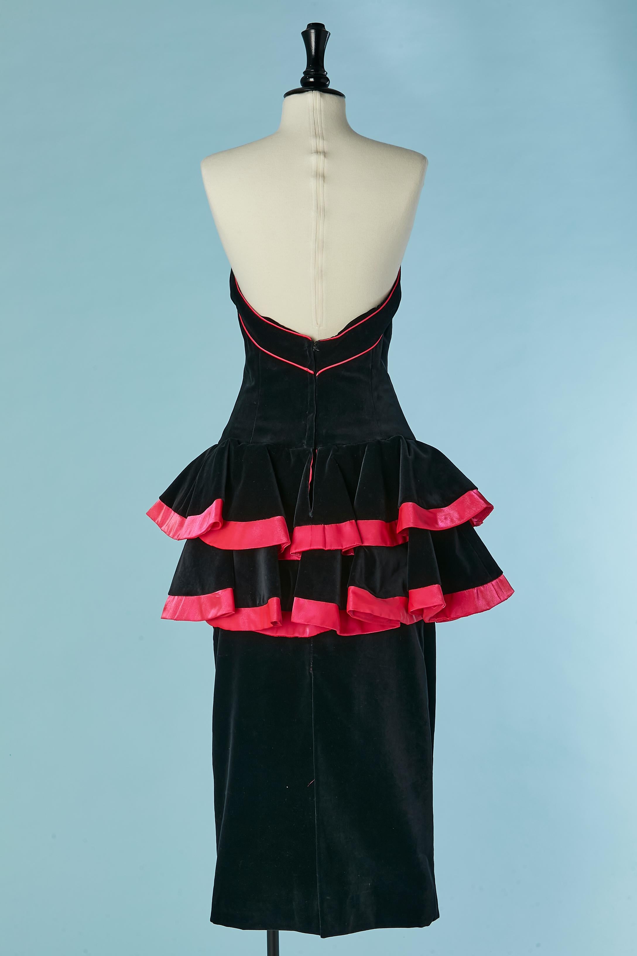Vestido de noche bustier de terciopelo con ribetes y volantes BARBOGLIO Cristina Jan en venta 1