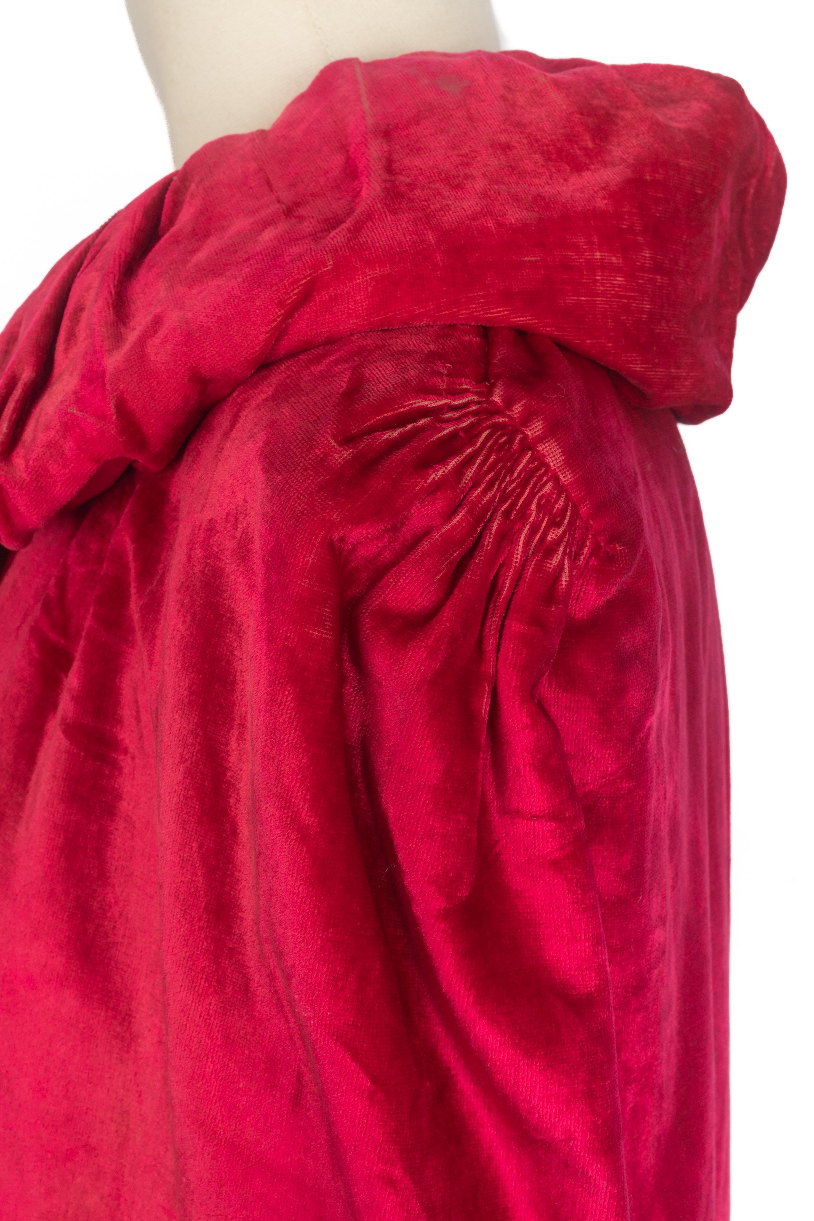 Cappotto a mantella in velluto anni '20 in vendita 2