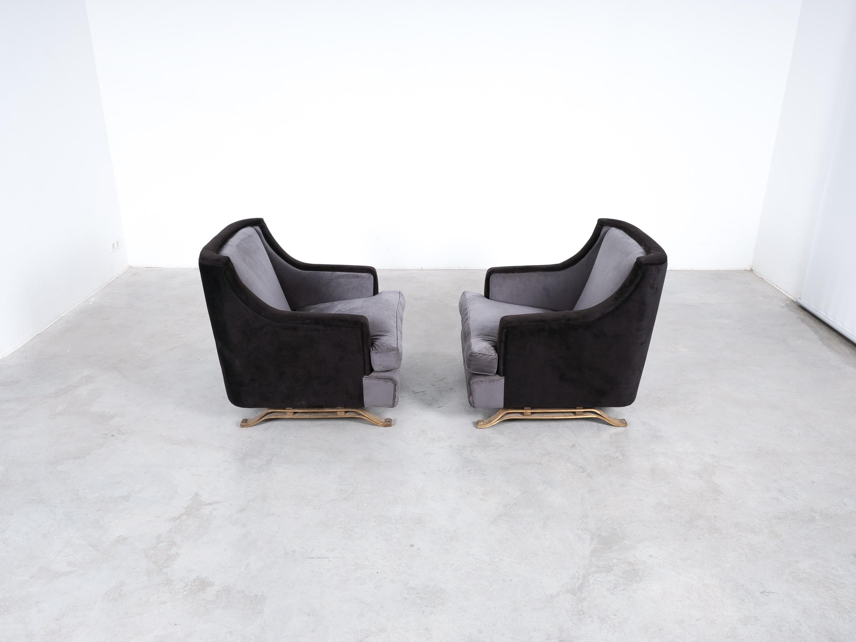 Mid-Century Modern Velvet Chairs Black with Brass Skid Base, Italy circa 1955 For Sale