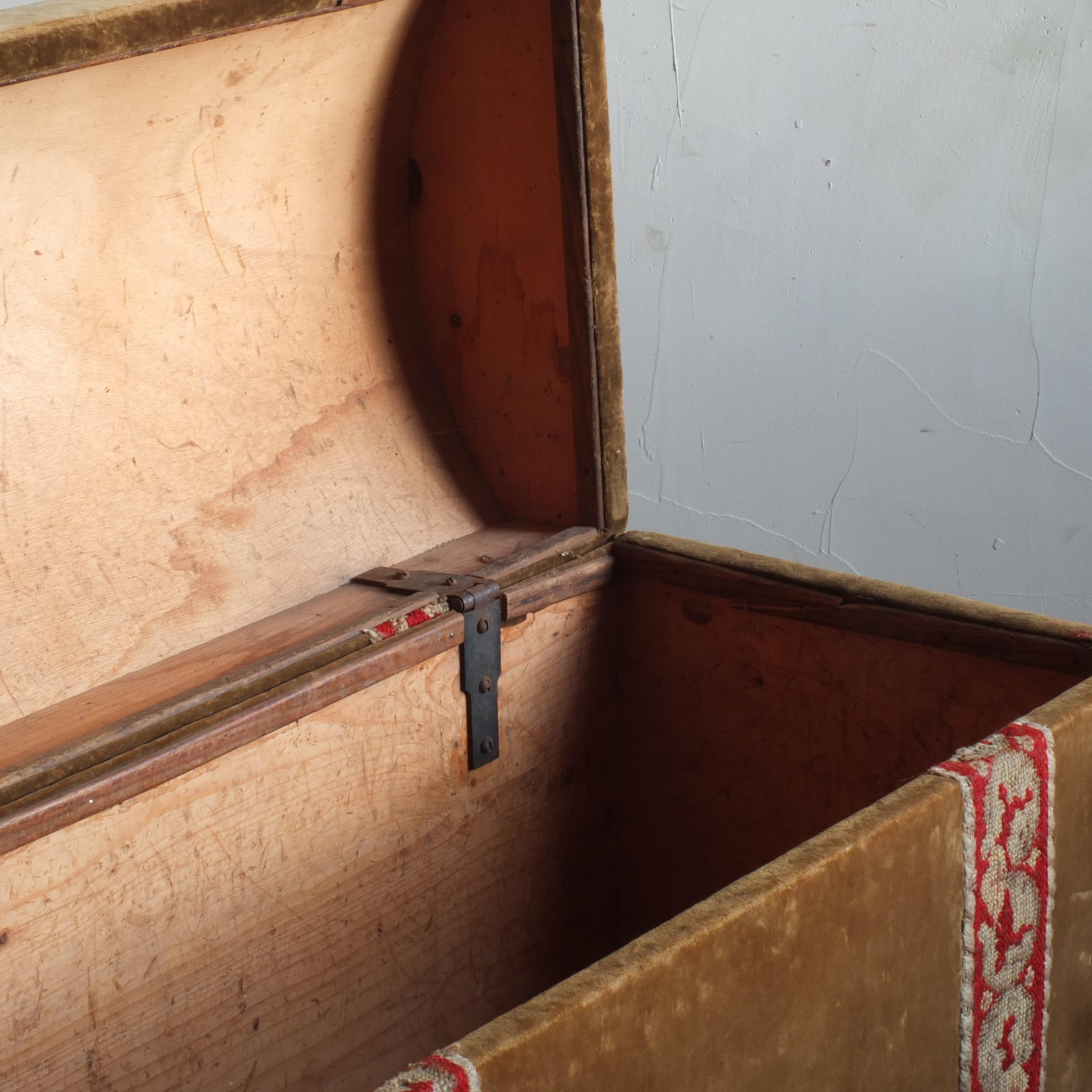 Velvet Covered Pine Domed Top Blanket Box 3