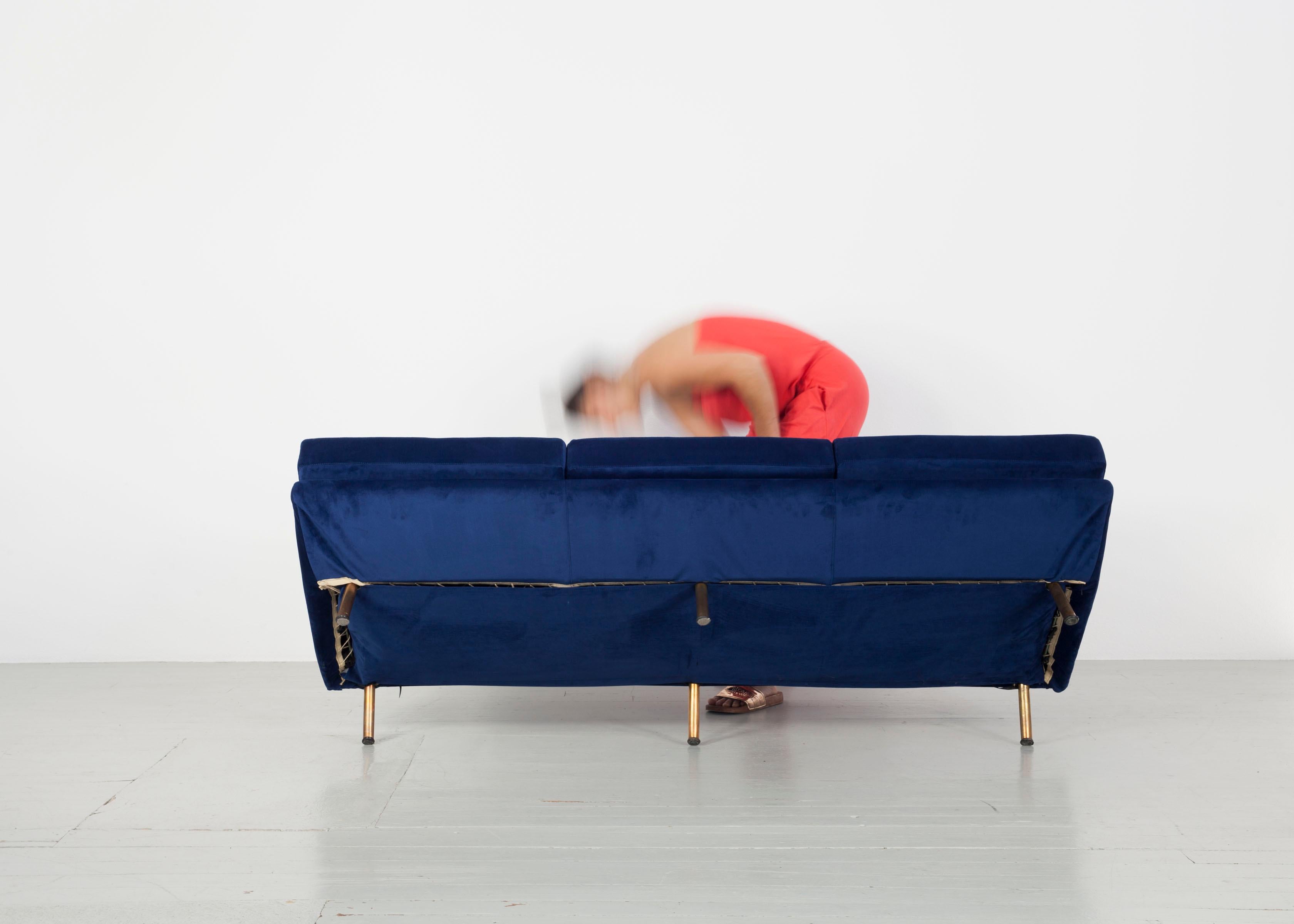 Velvet Deep Blue Three-Seat Sofa Model “Triennale”, Marco Zanuso, Arflex, 1956 For Sale 4