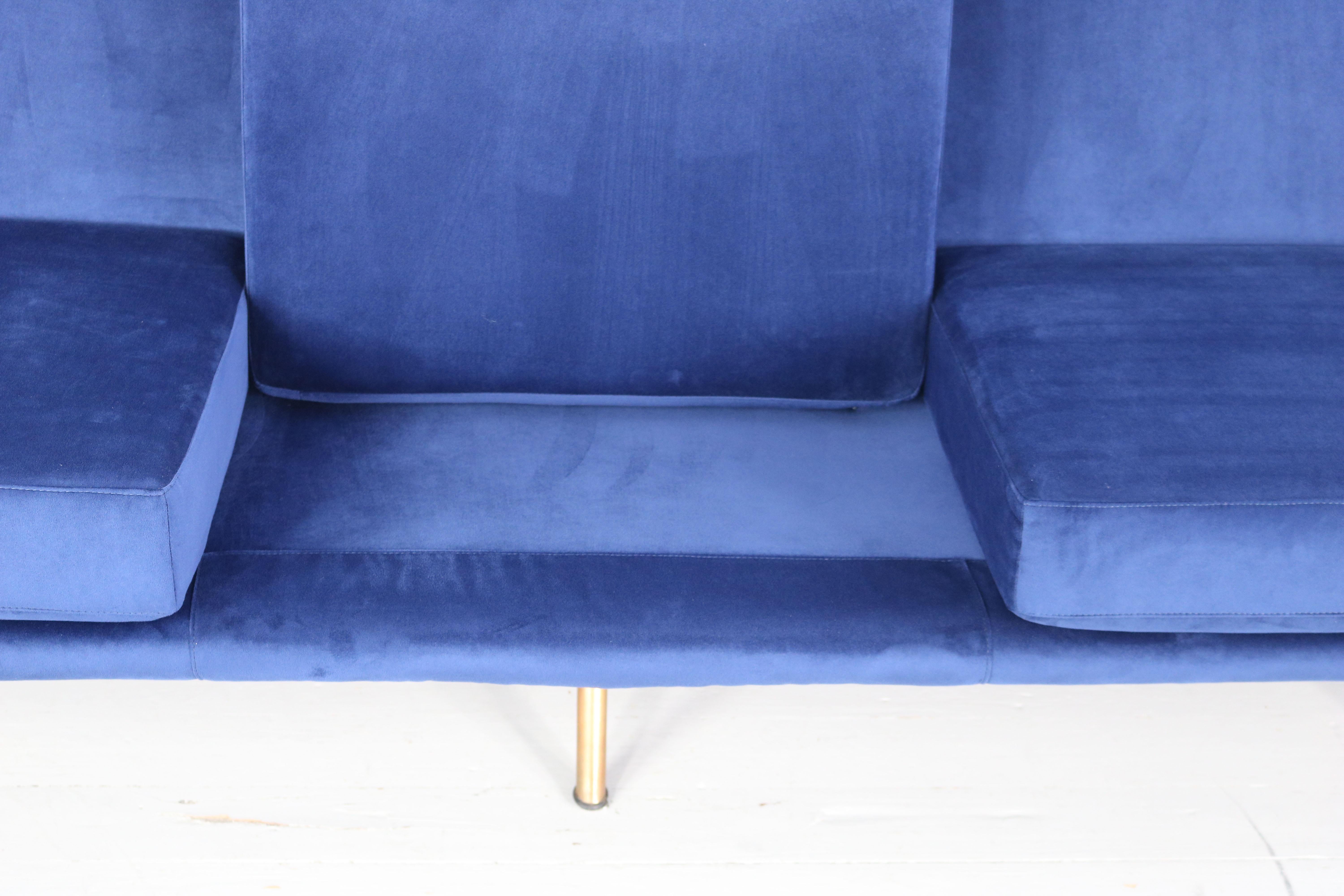 Velvet Deep Blue Three-Seat Sofa Model “Triennale”, Marco Zanuso, Arflex, 1956 For Sale 8