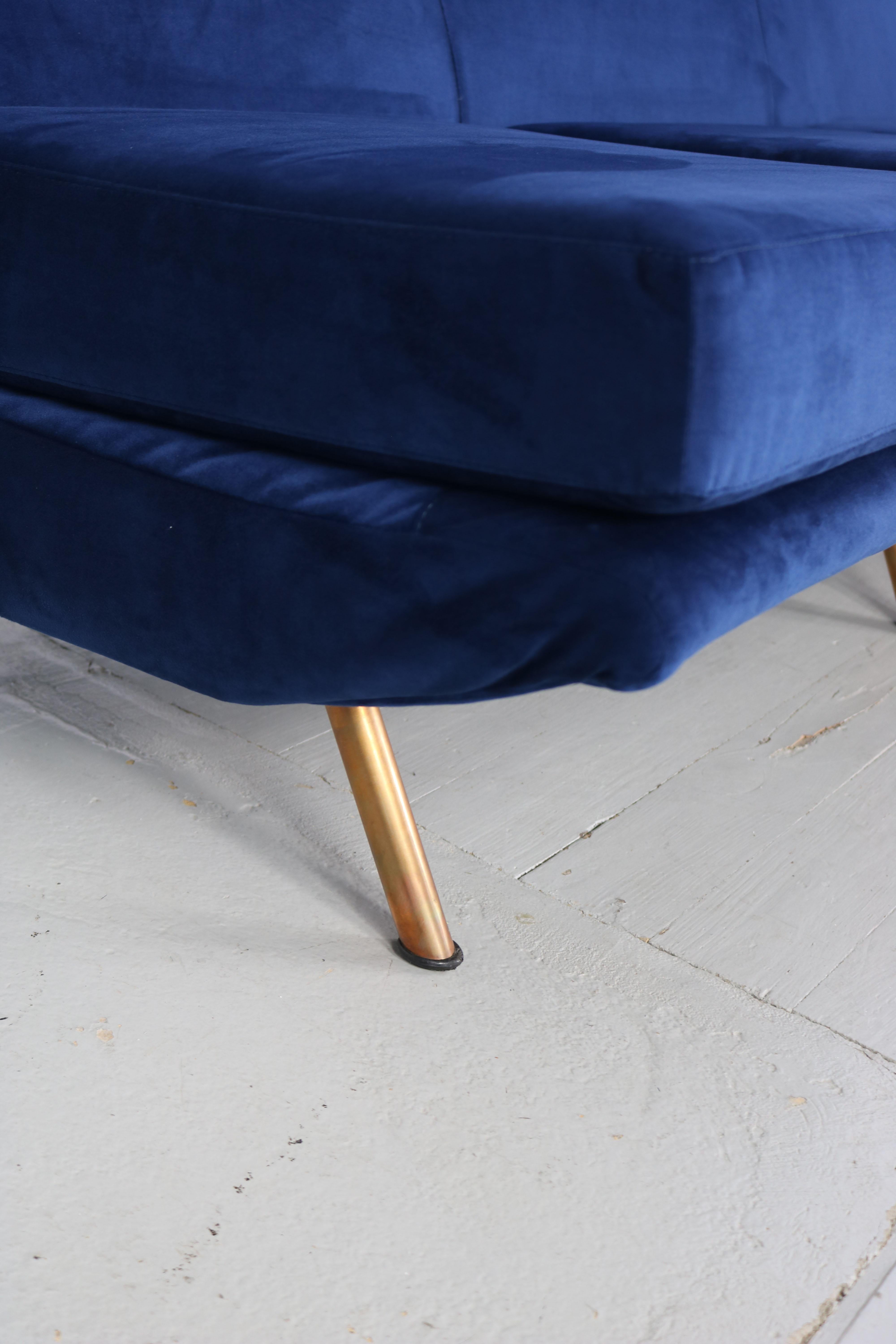 Velvet Deep Blue Three-Seat Sofa Model “Triennale”, Marco Zanuso, Arflex, 1956 For Sale 13