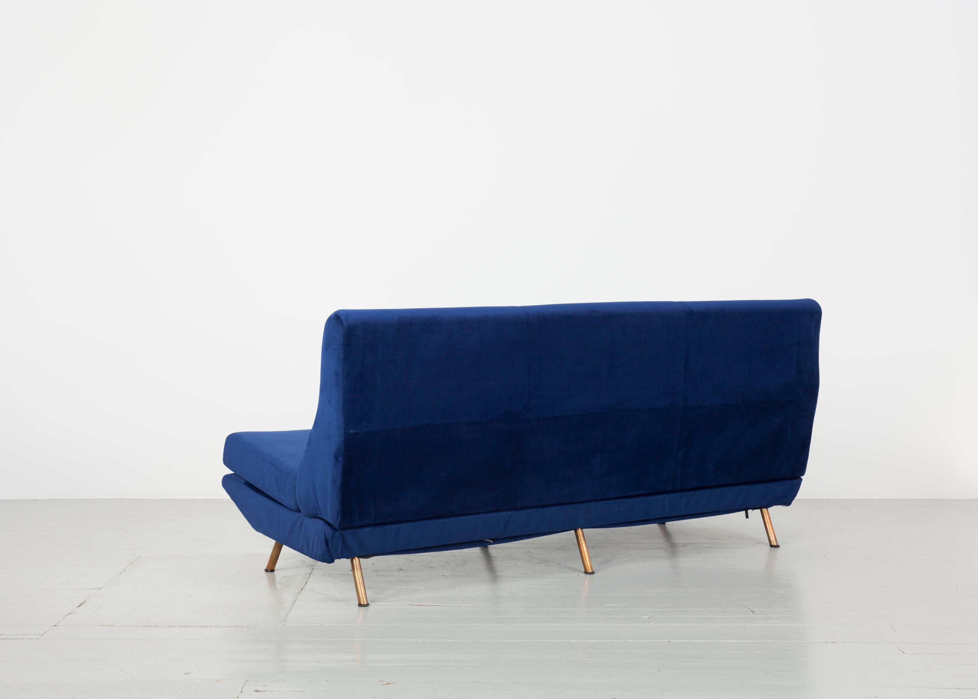 Brass Velvet Deep Blue Three-Seat Sofa Model “Triennale”, Marco Zanuso, Arflex, 1956 For Sale