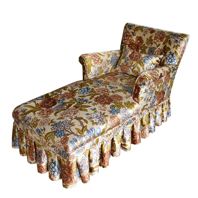 Velvet Floral Button Tufted Chaise Longue with Pleated Skirt In Good Condition In Oklahoma City, OK