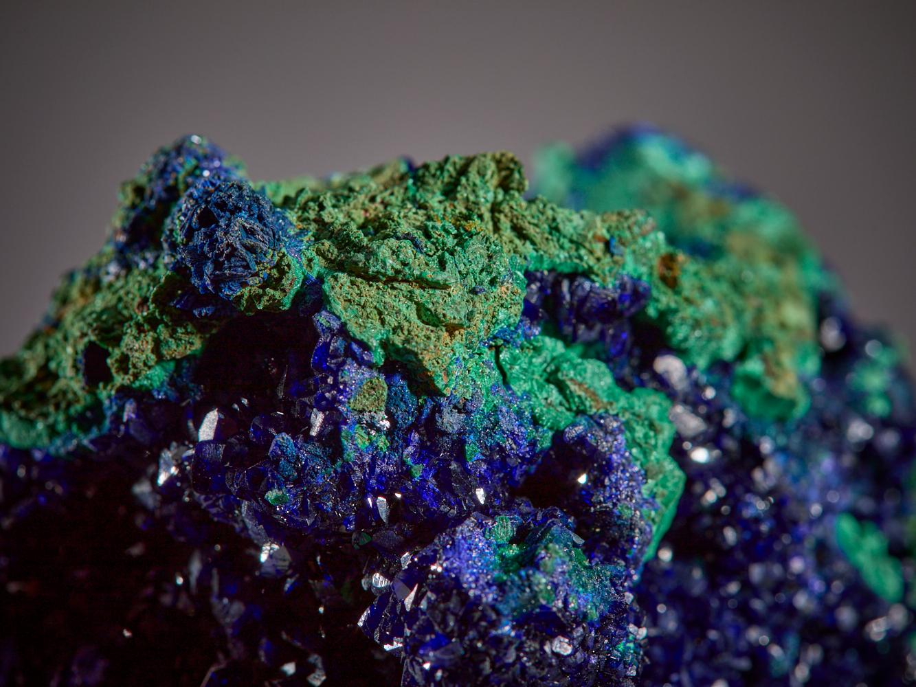 Fusione vellutata di azzurrite e malachite in vendita 8