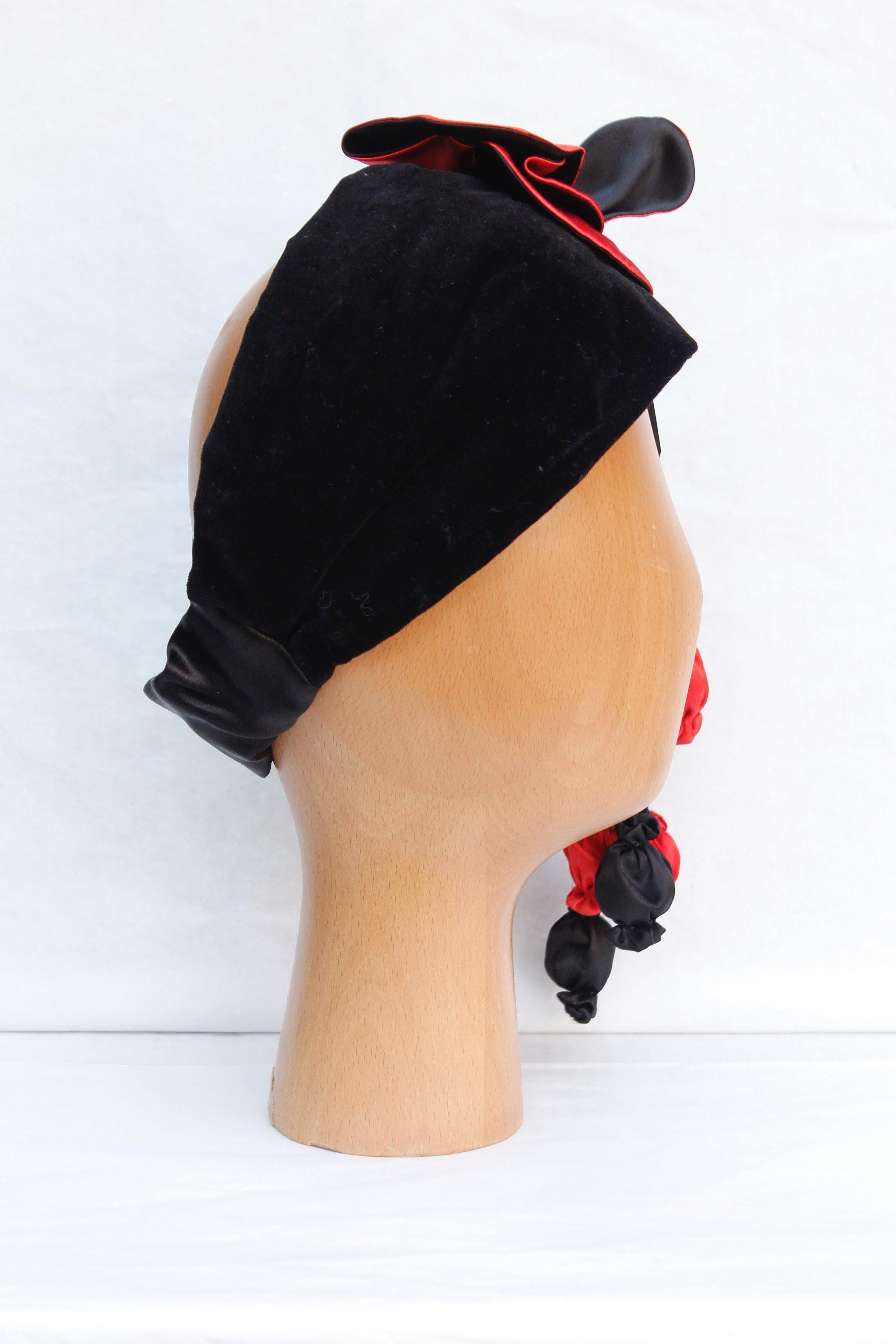 Women's or Men's Velvet headband For Sale