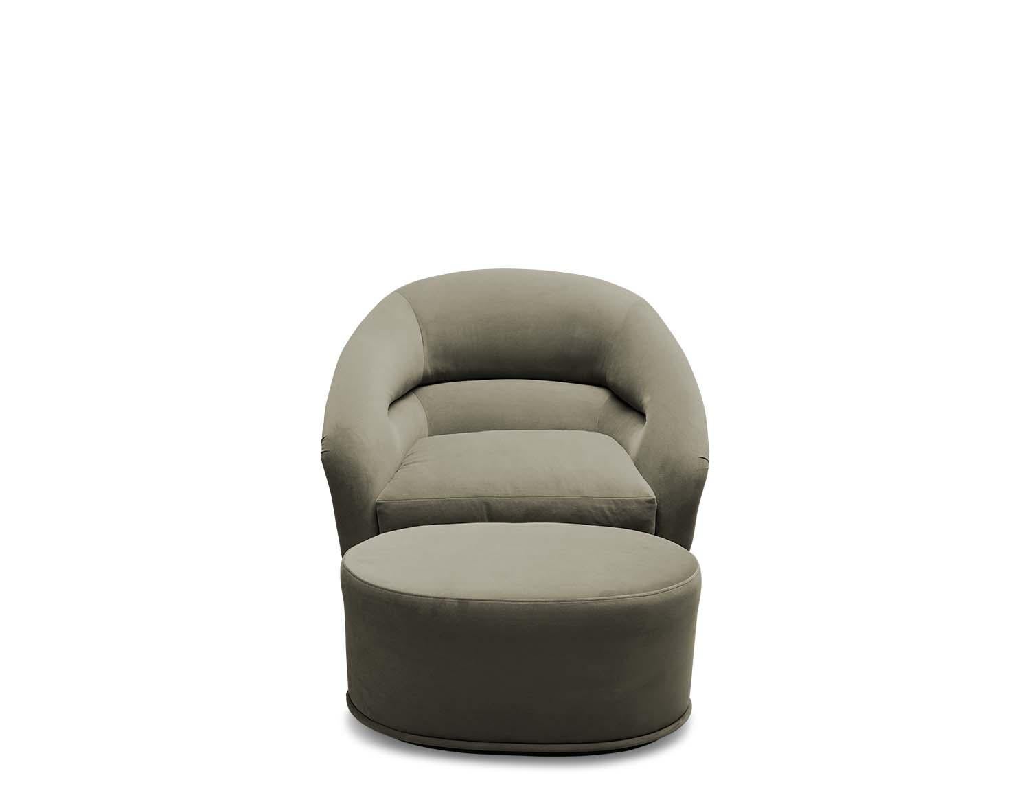 The Huxley swivel chair is inspired by 1970s lounge furniture. A curvaceous form with a single line tuft and long seat cushion rest atop a brass base that swivels.

The Lawson-Fenning Collection is designed and handmade in Los Angeles, California.