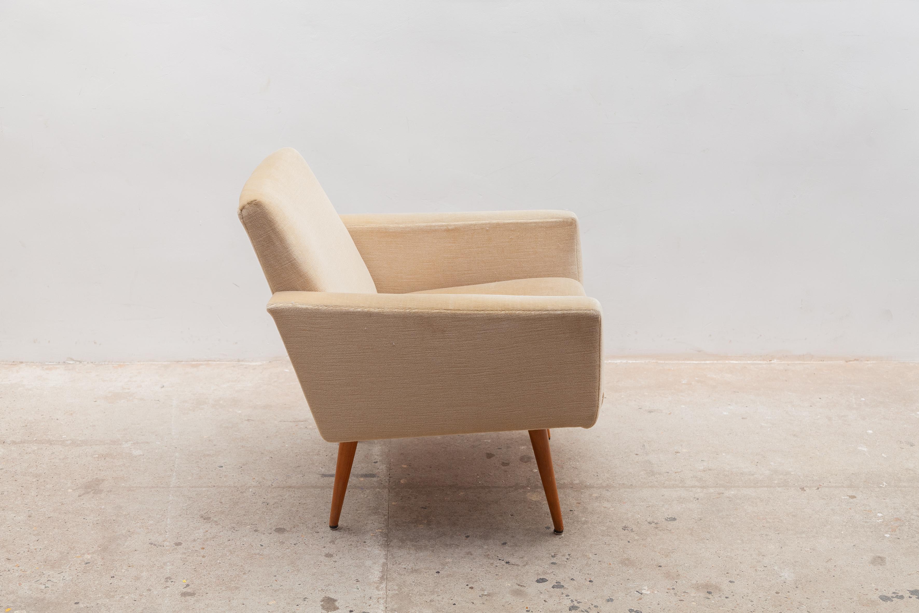 Mid-Century Modern Velvet Lounge Chair 