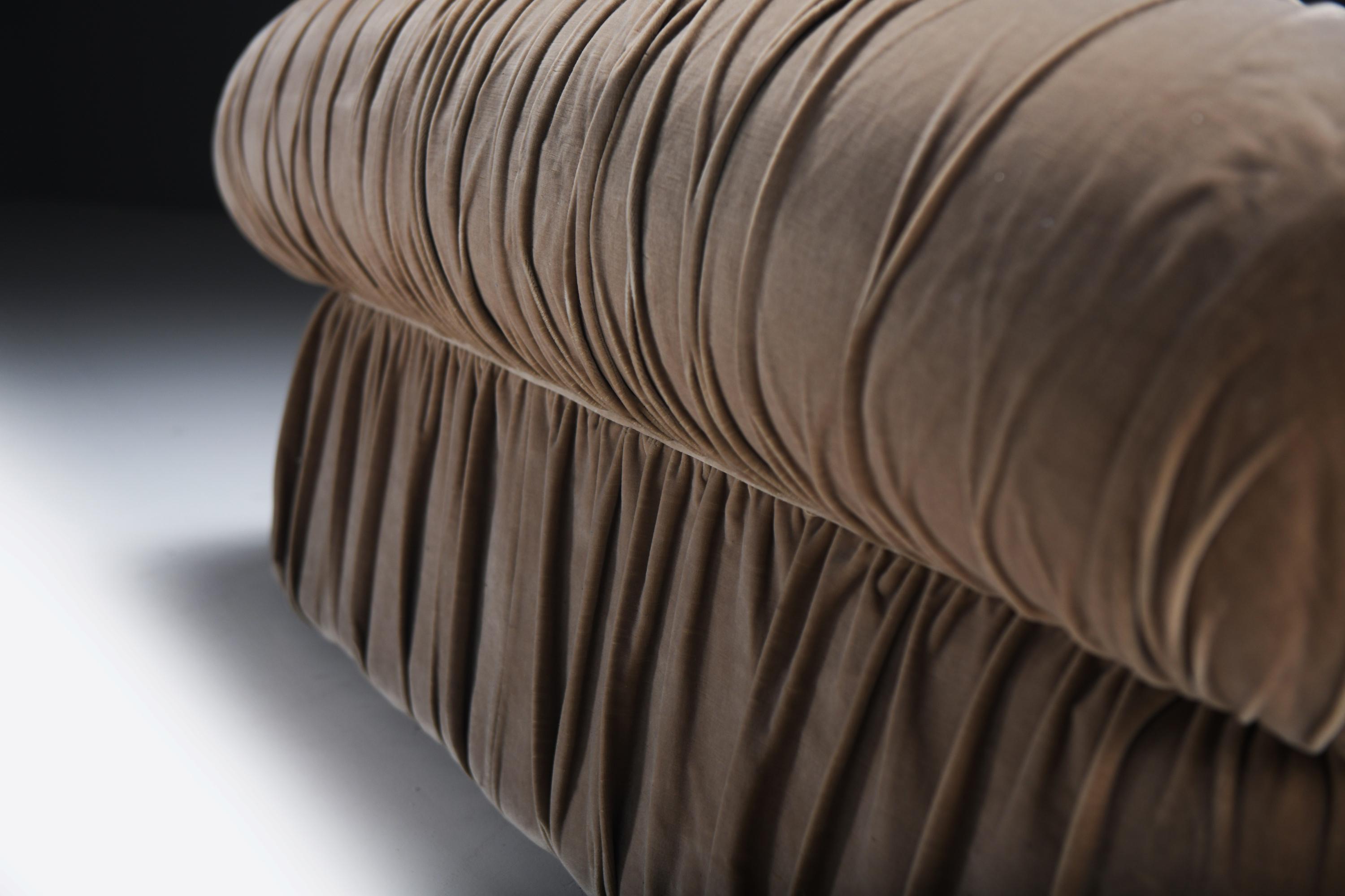 Velvet lounge sofa by De Pas D’Urbino Lomazzi for Dall’Oca 13